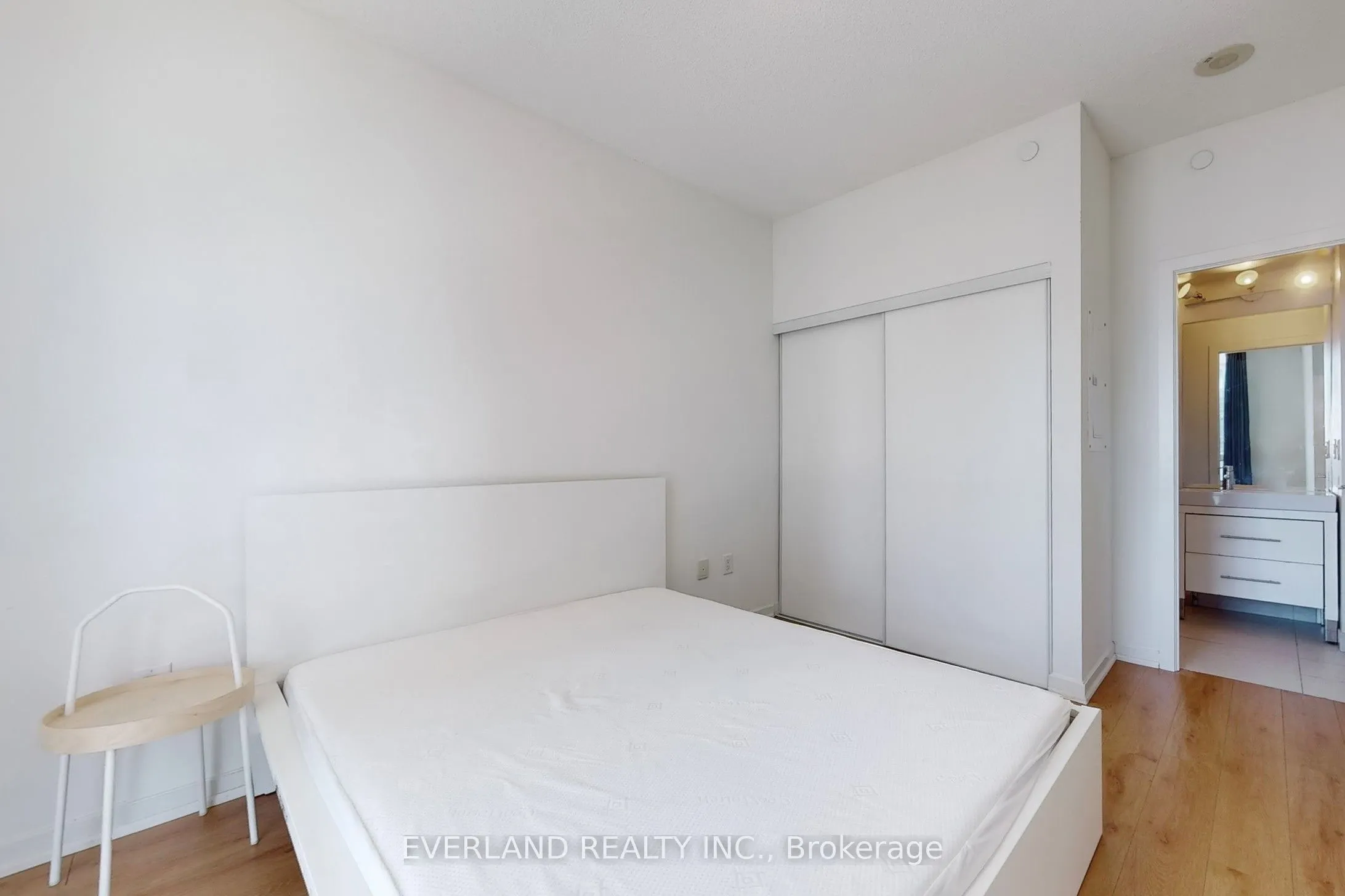 66 Forest Manor Road, #1708