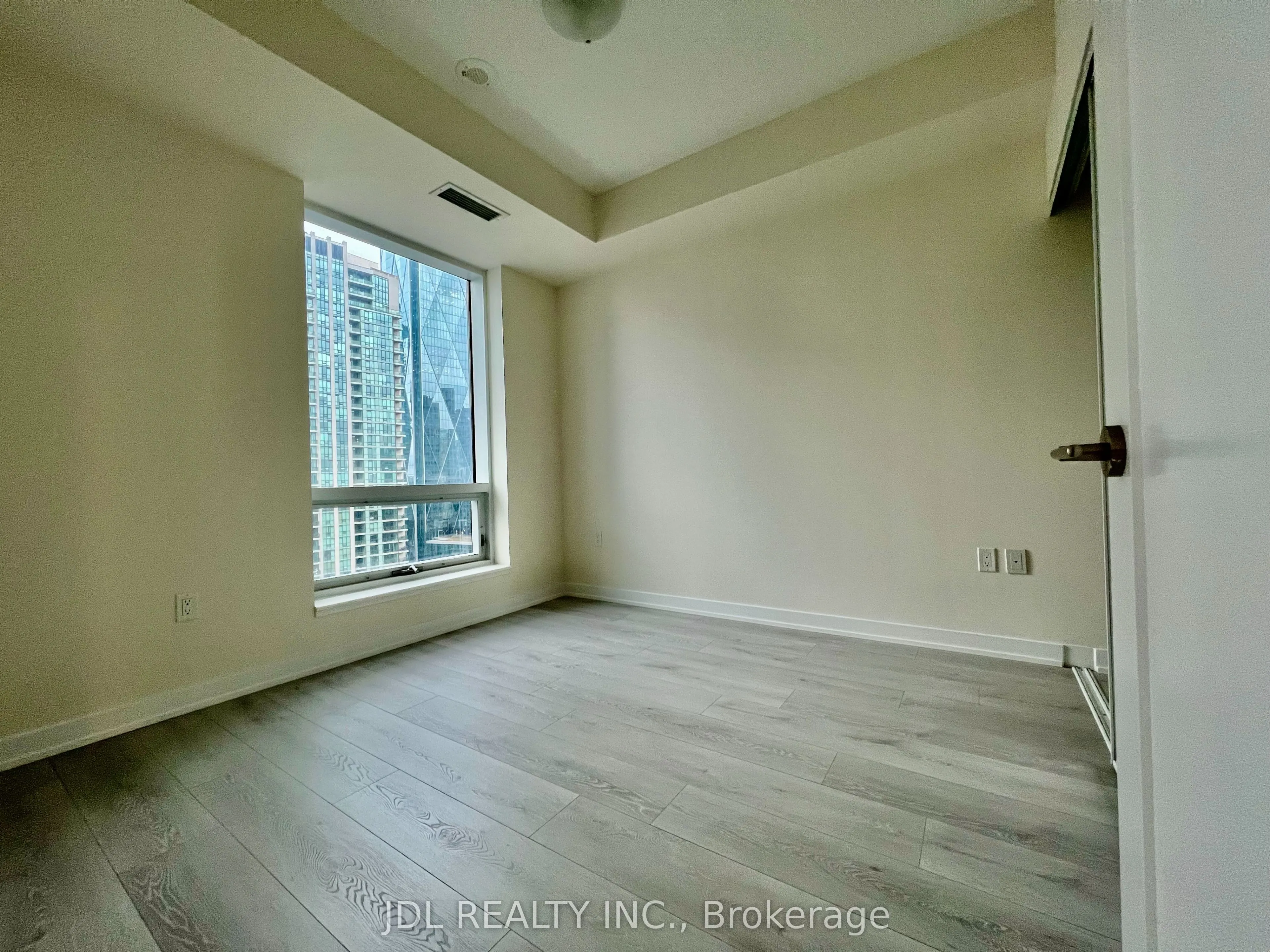 28 Freeland Street, #2003