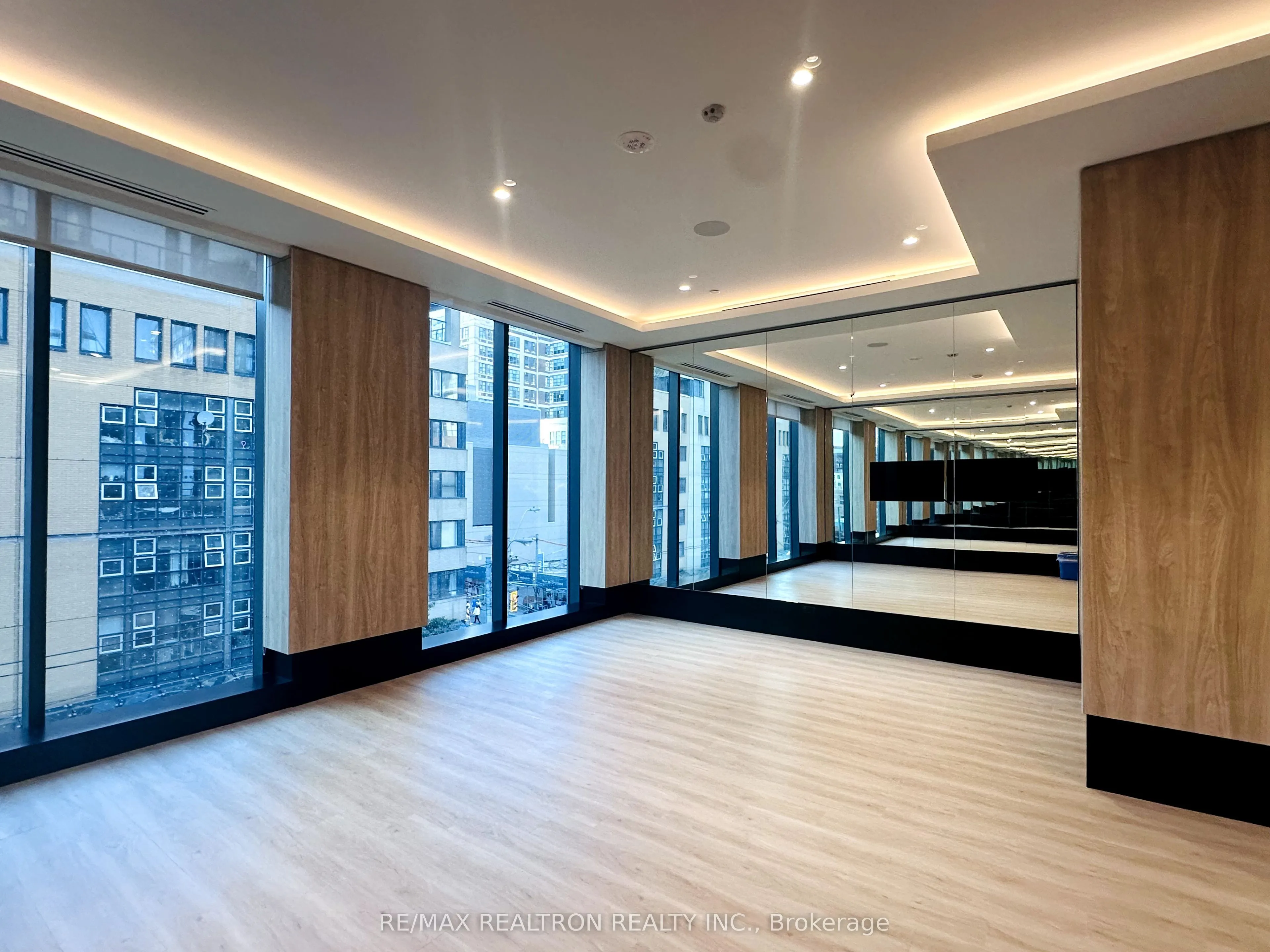 252 Church Street, #5605