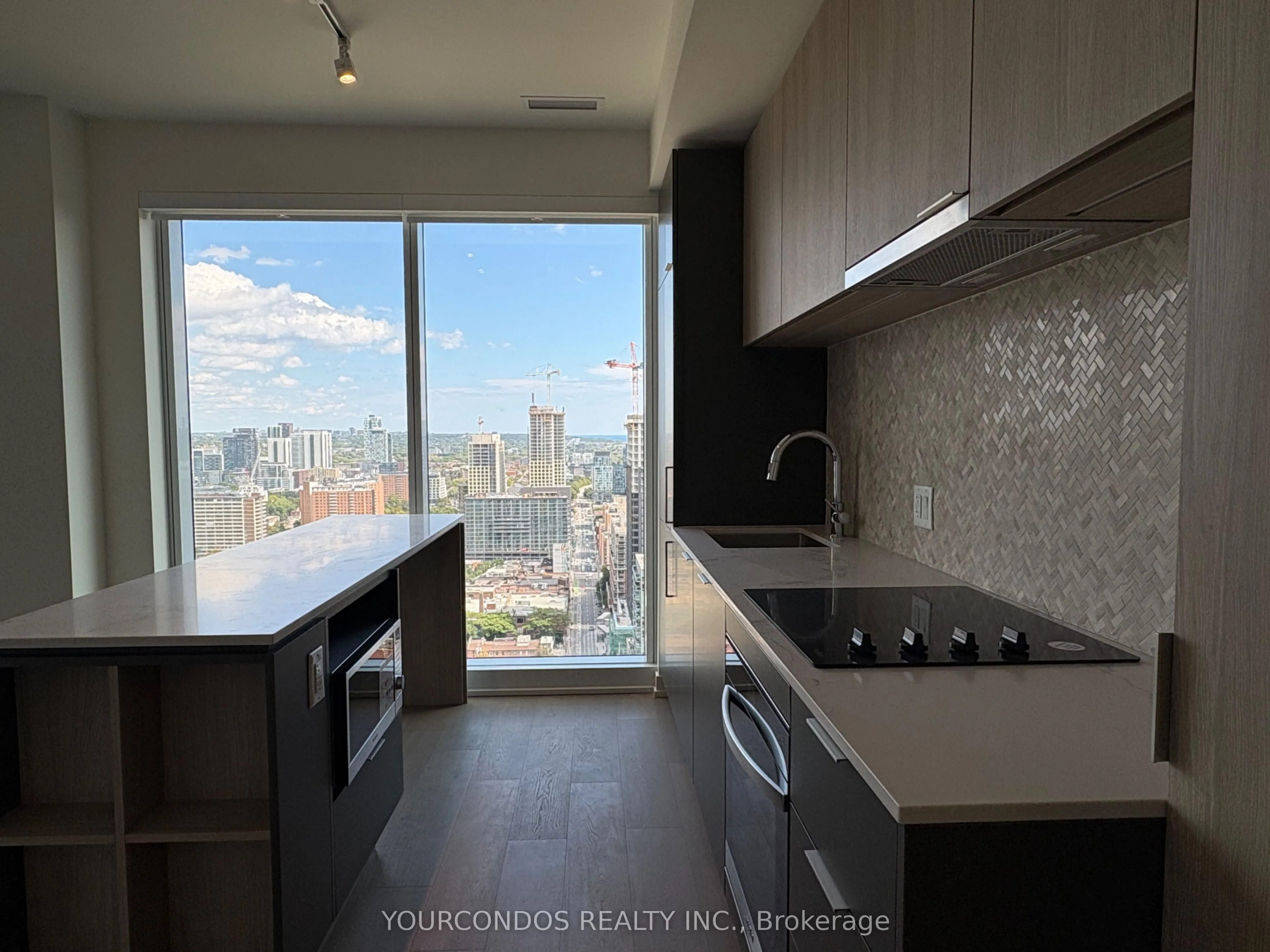 89 Church Street, #3506