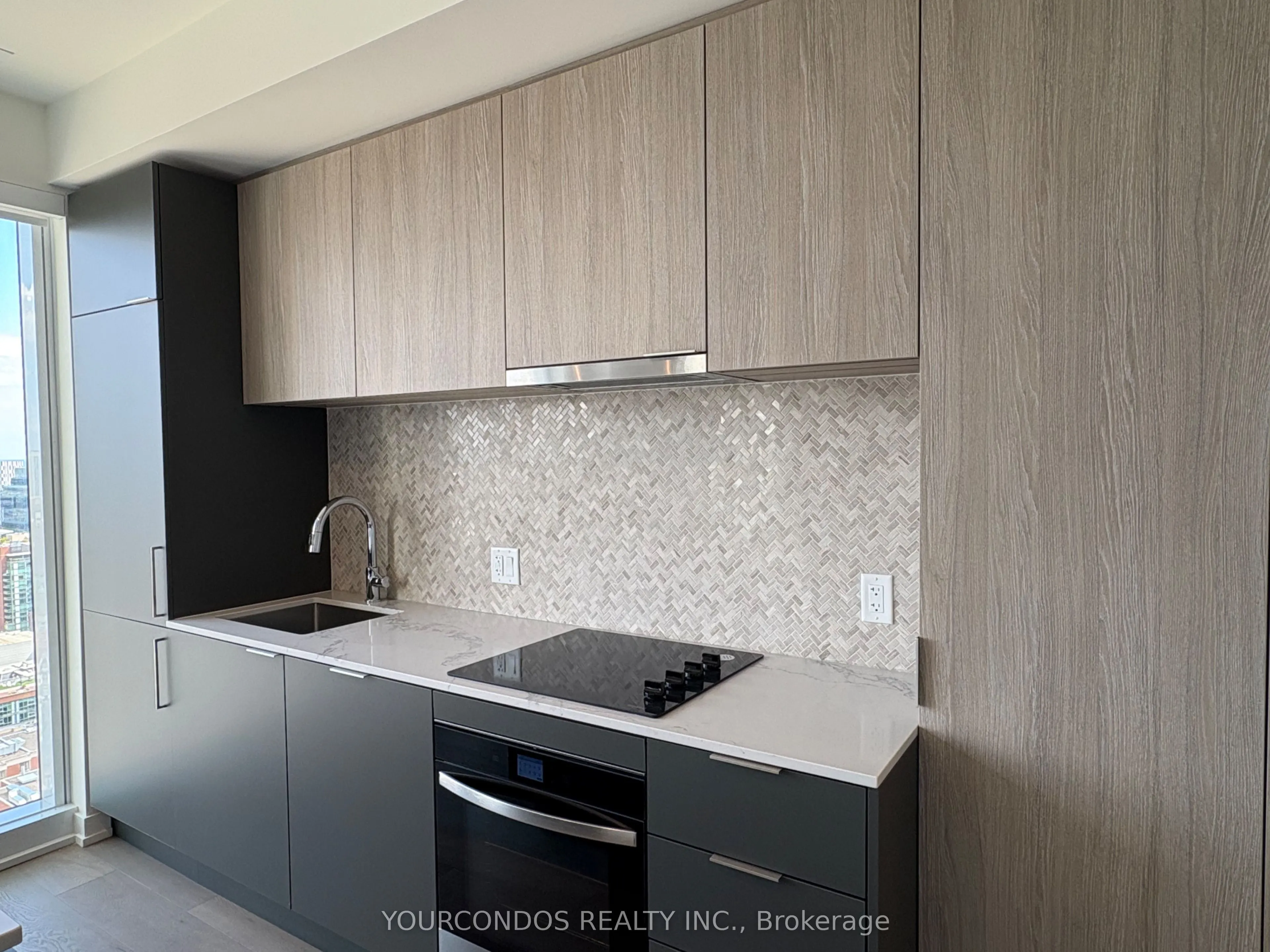 89 Church Street, #3506