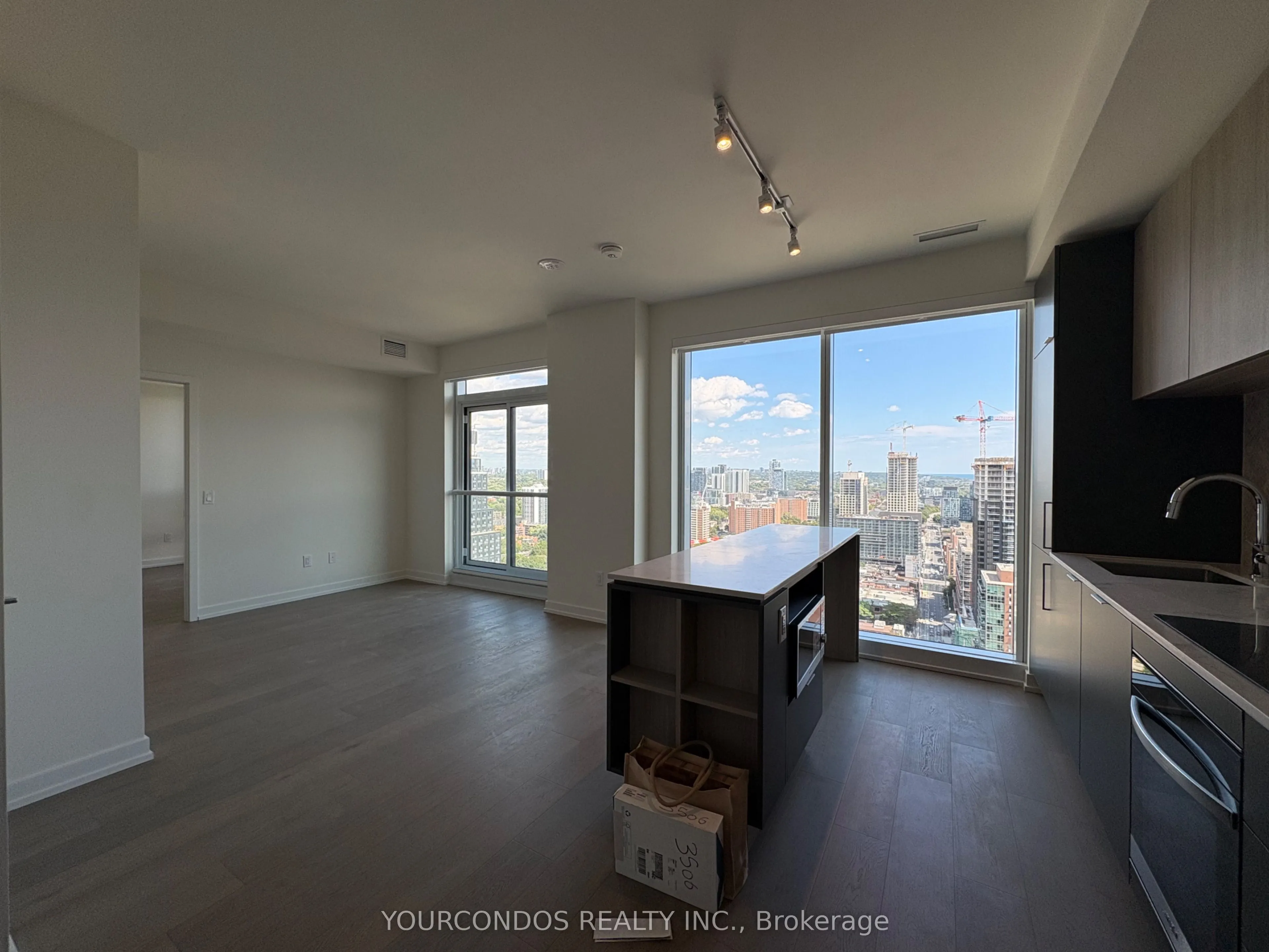 89 Church Street, #3506