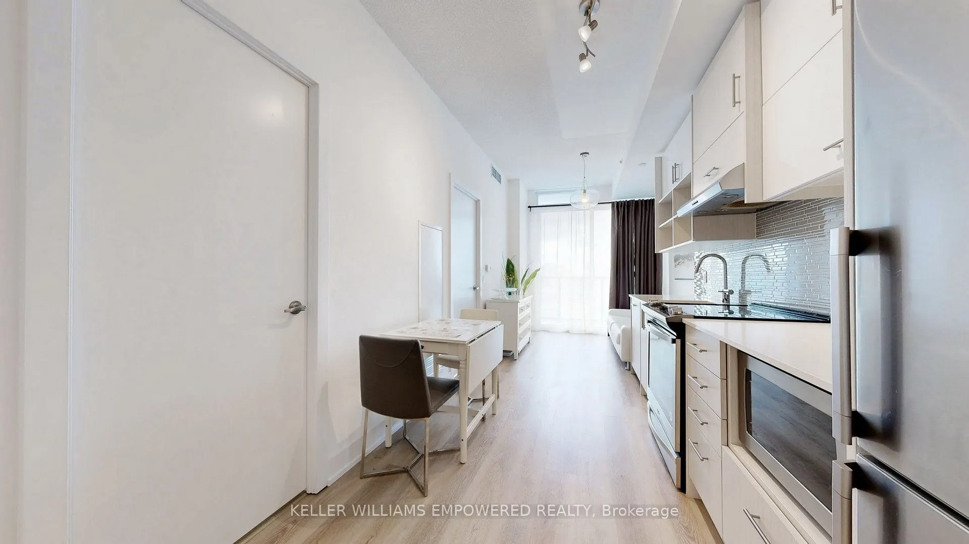 128 Fairview Mall Drive, #801