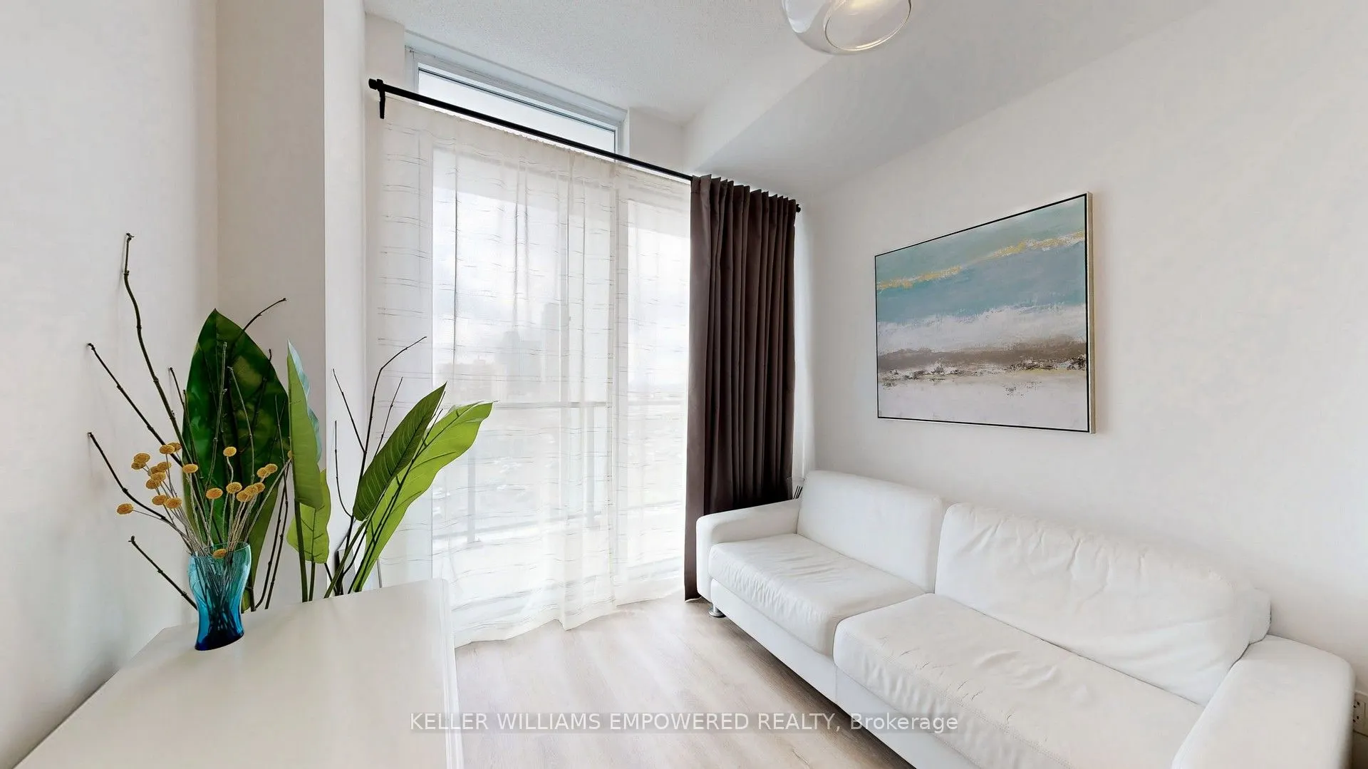 128 Fairview Mall Drive, #801