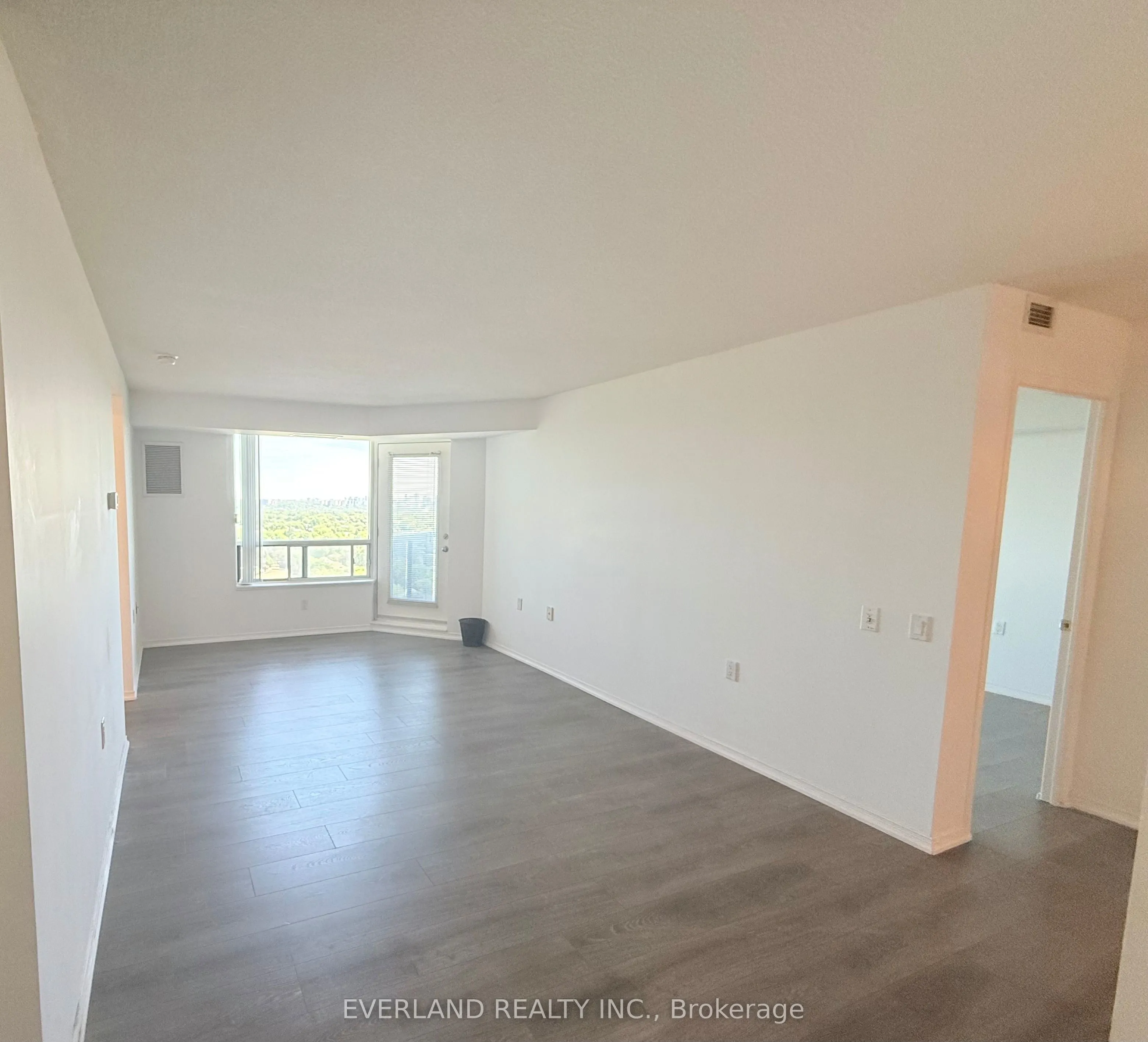 35 Finch Avenue E, #2306