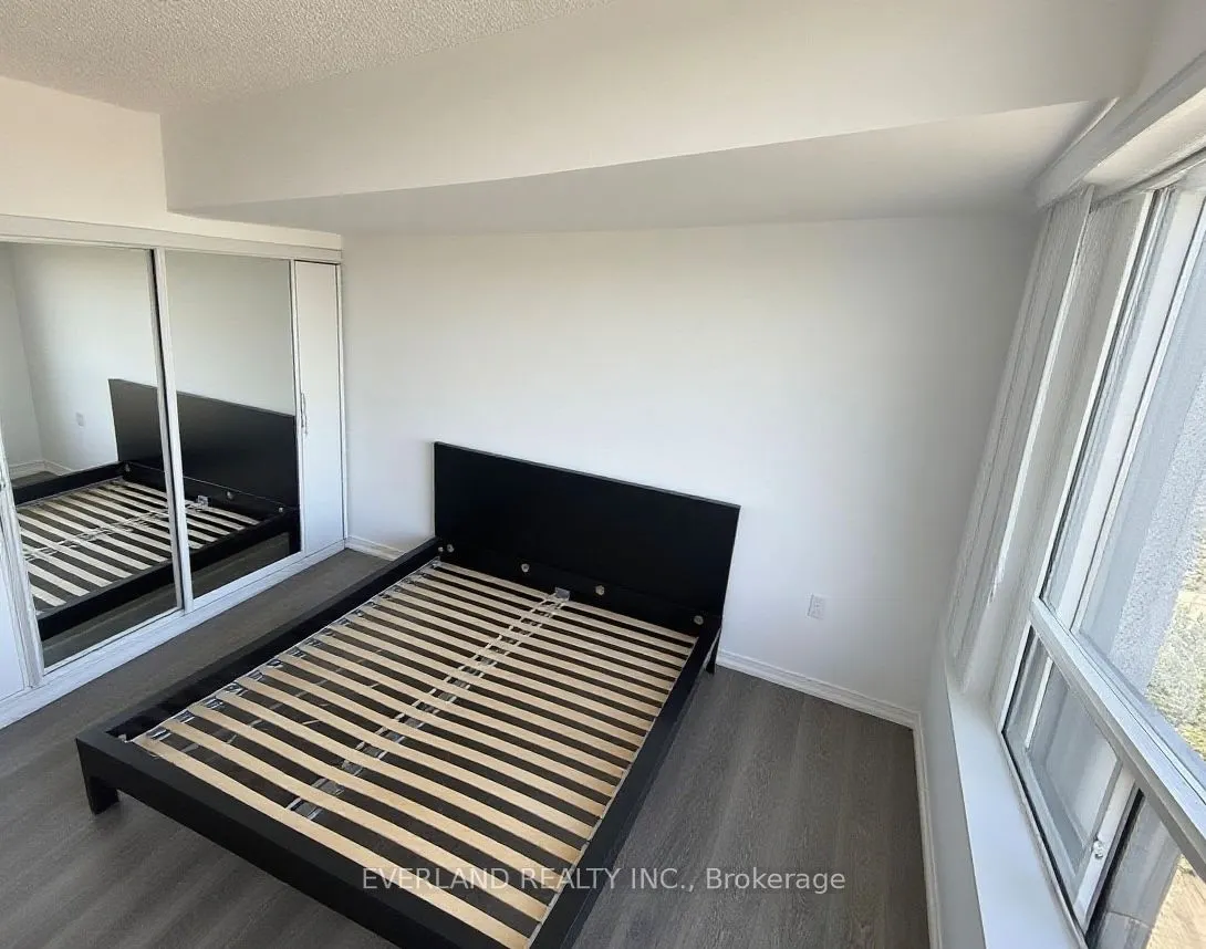 35 Finch Avenue E, #2306