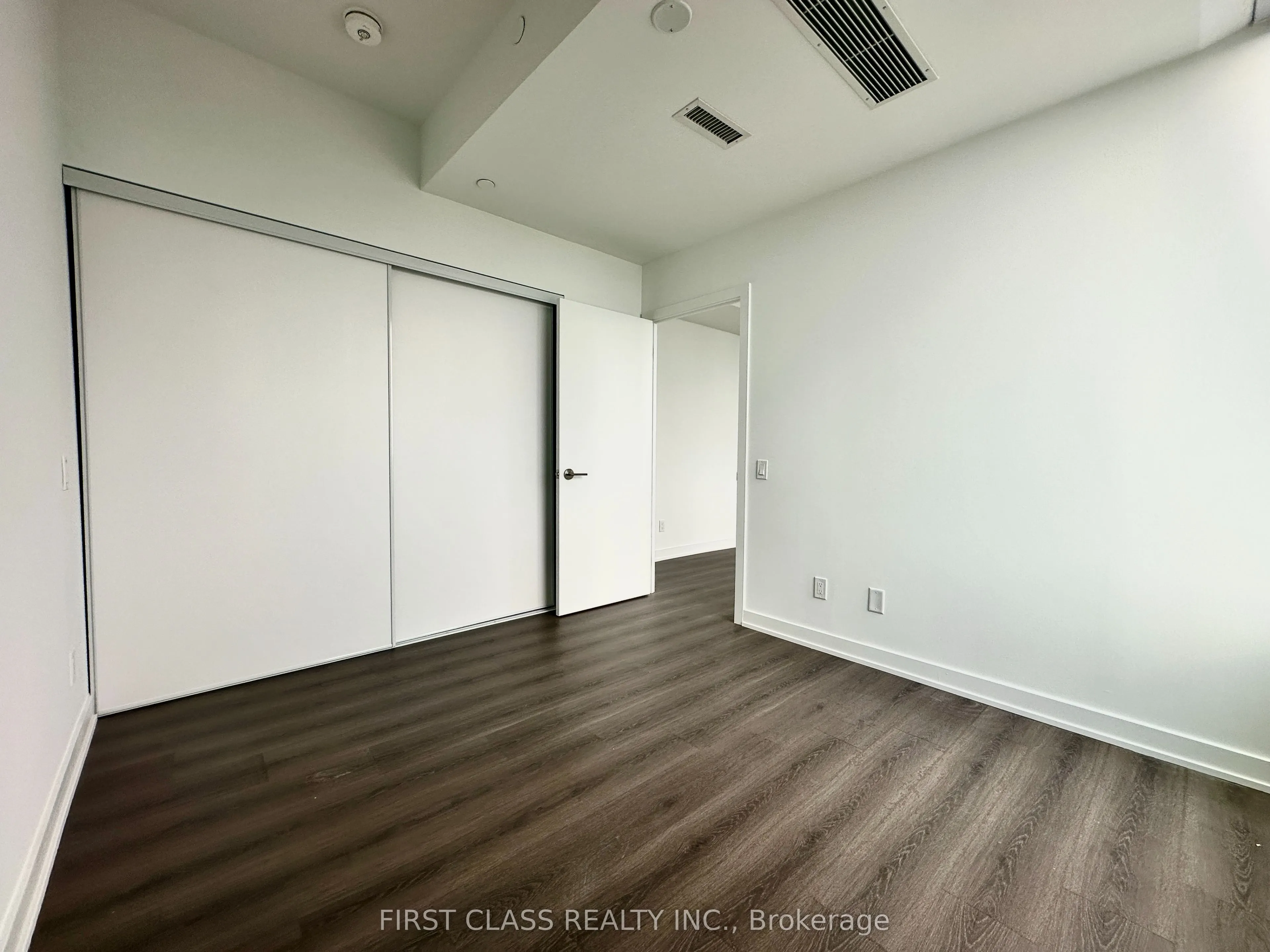 8 Wellesely Street, #LPH06