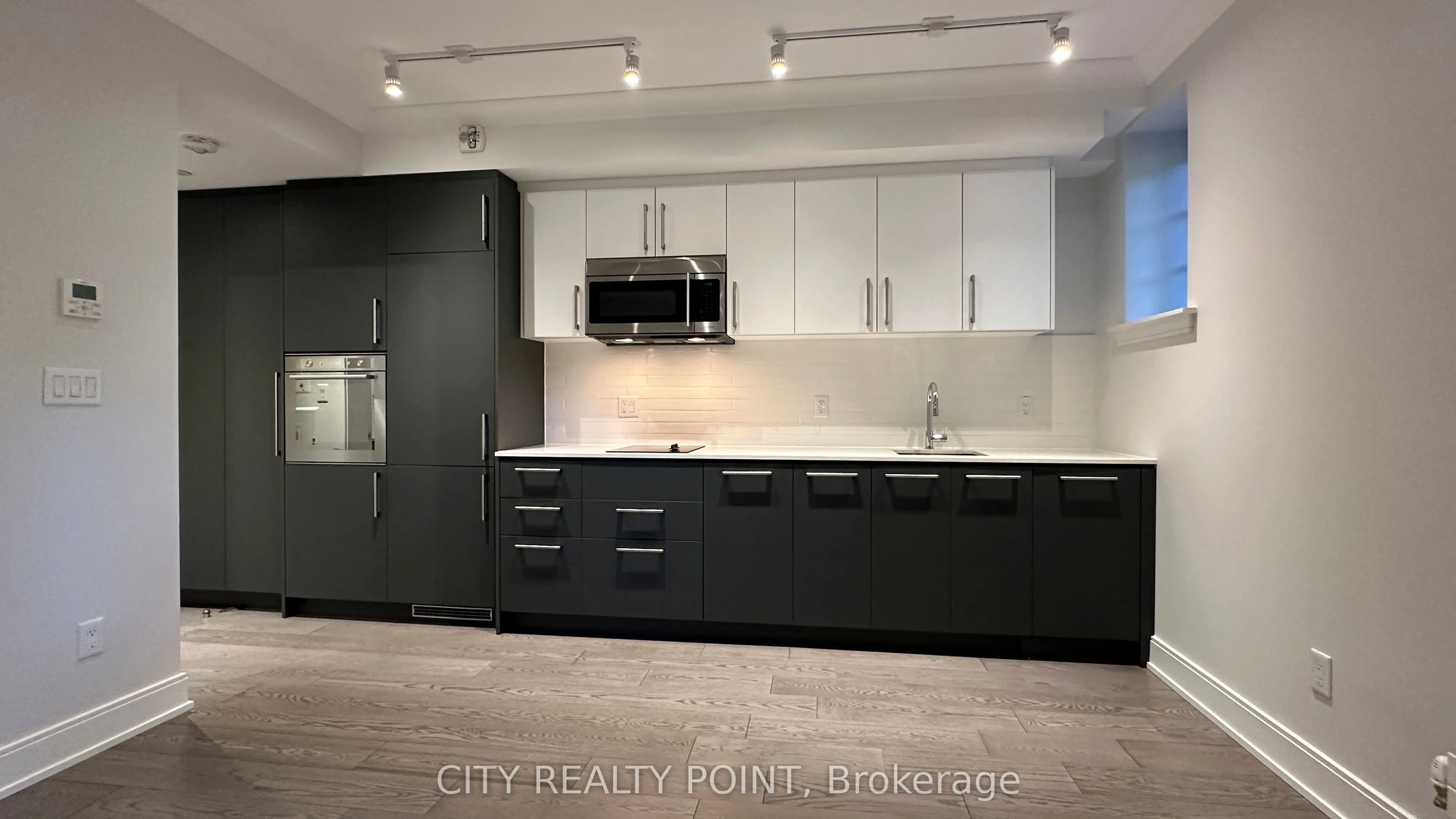 2 Clarendon Avenue, #119