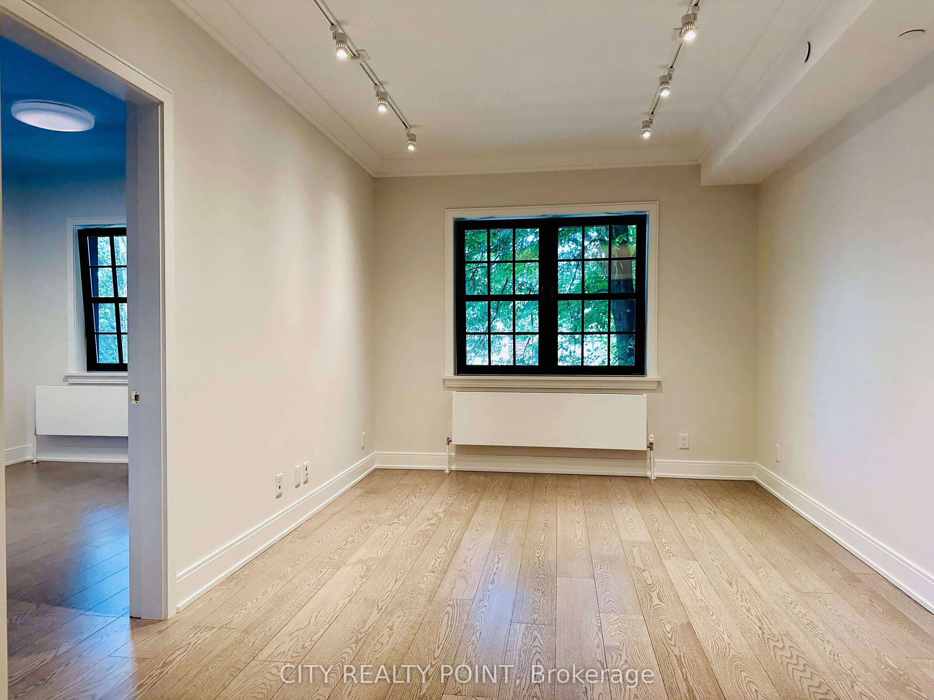 2 Clarendon Avenue, #119