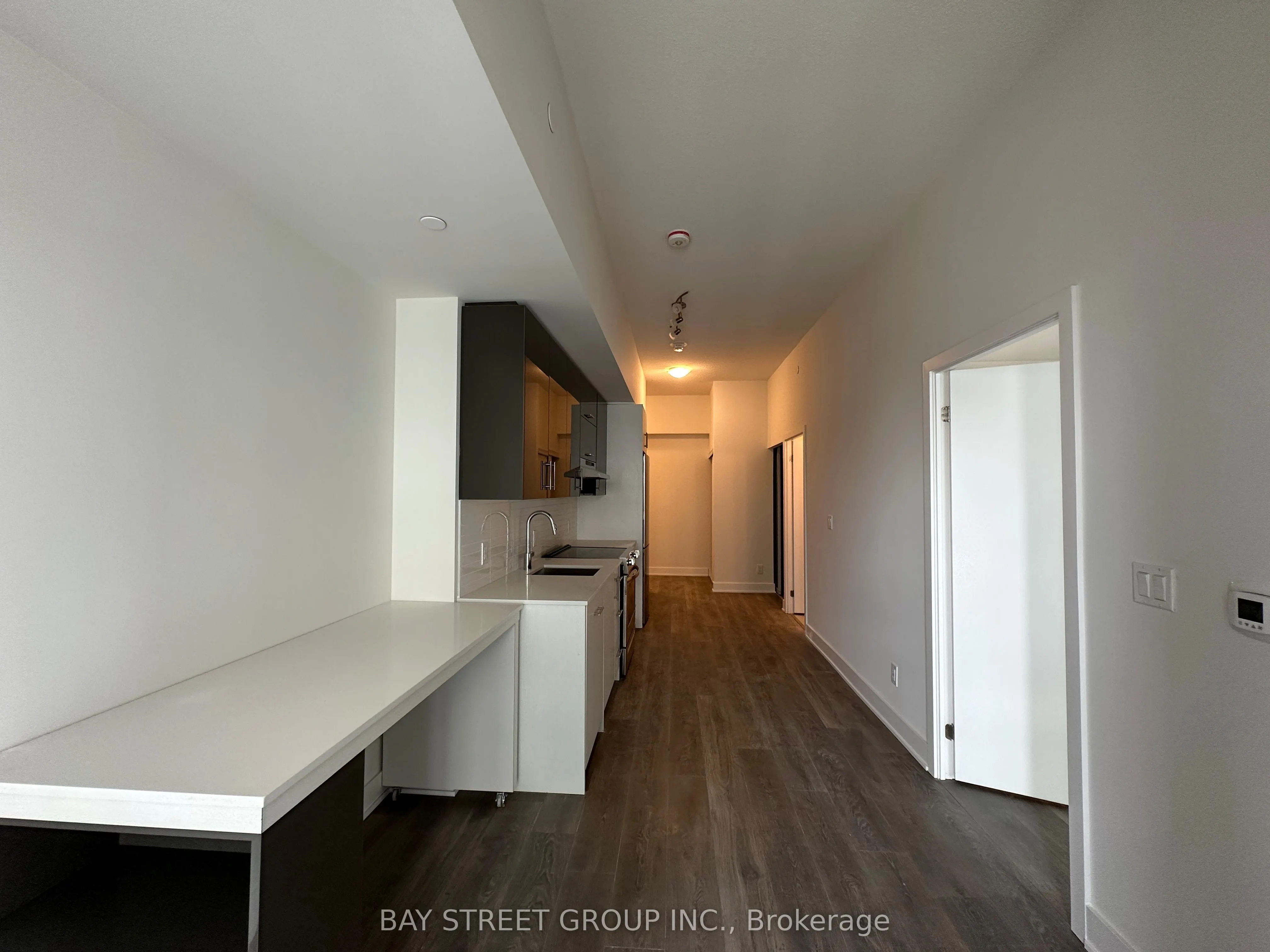 188 Fairview Mall Drive, #501