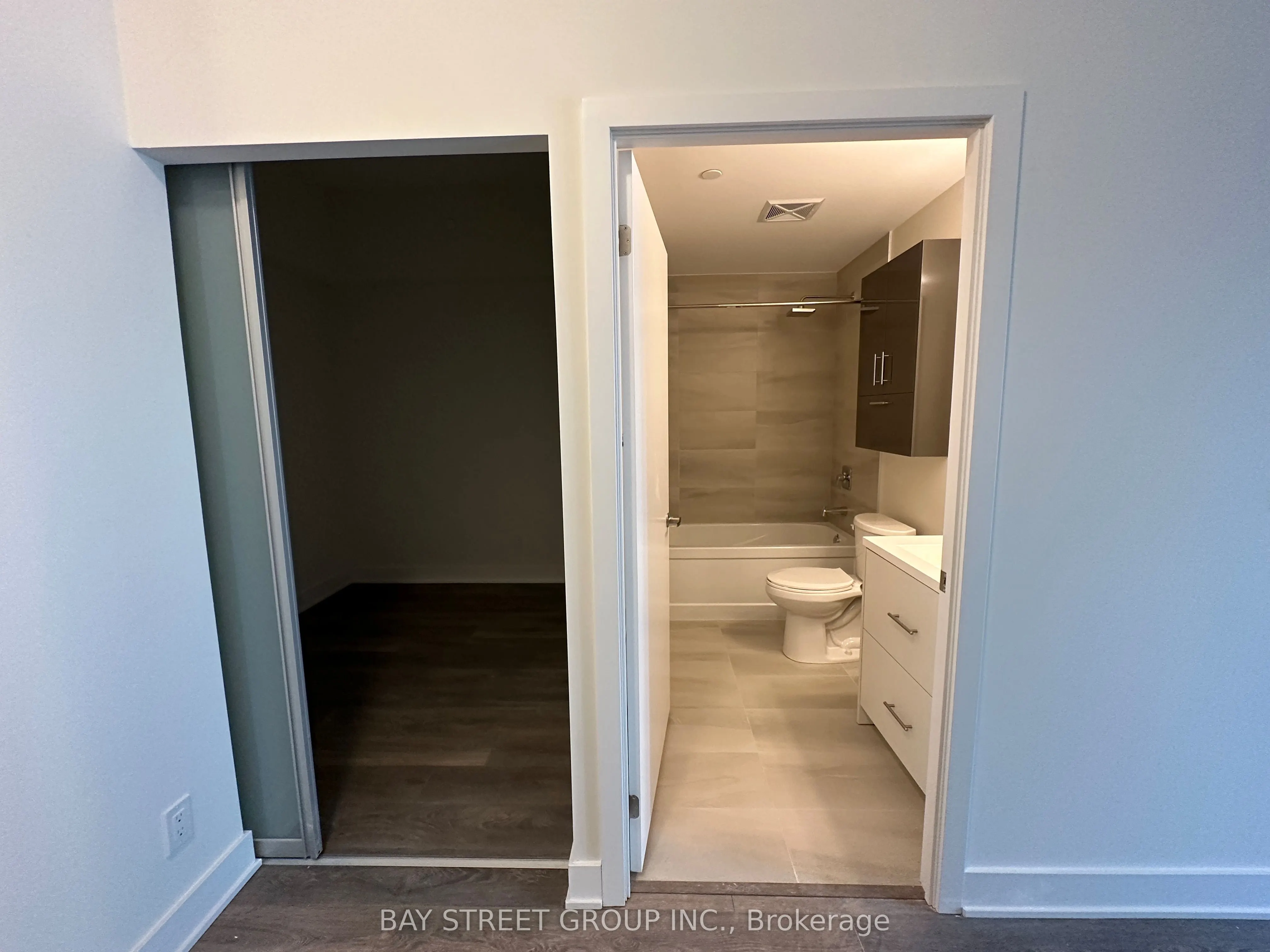 188 Fairview Mall Drive, #501