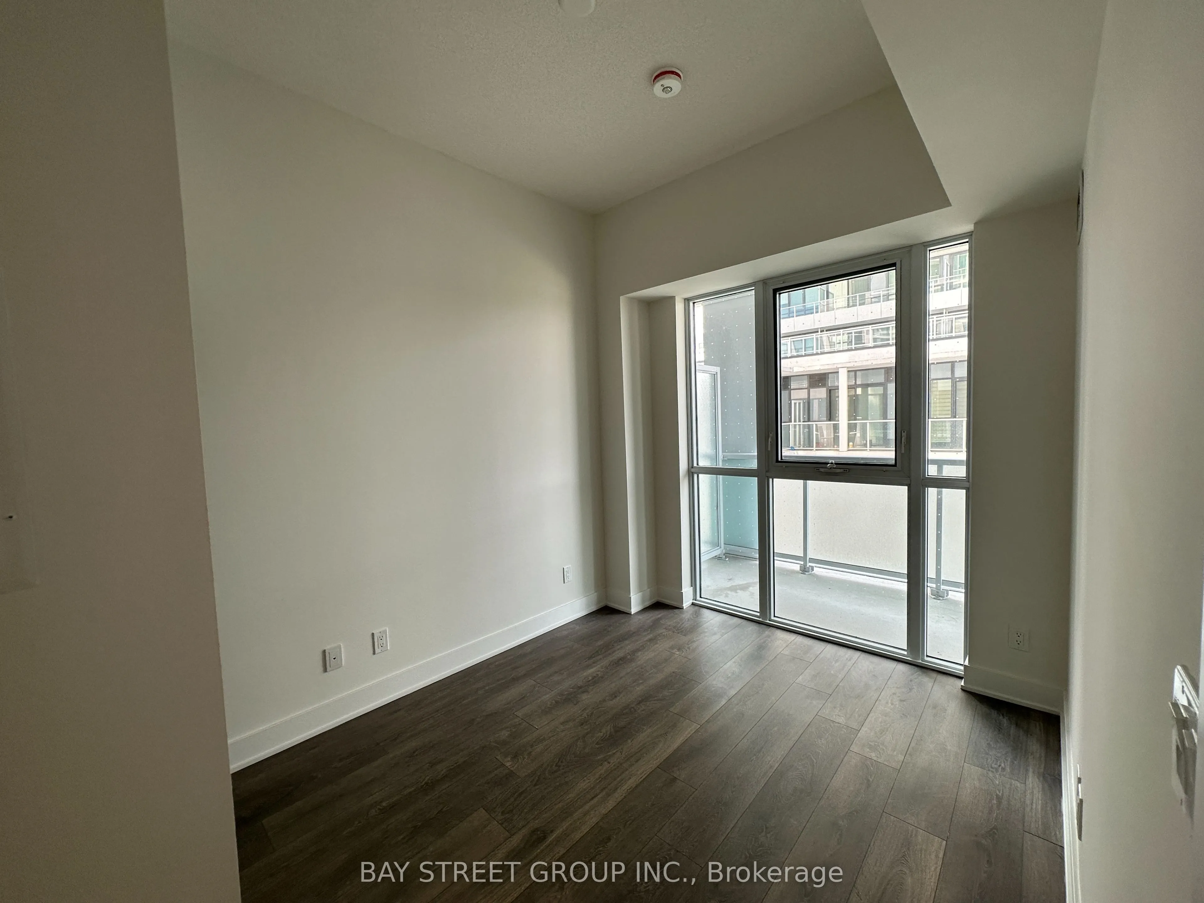 188 Fairview Mall Drive, #501