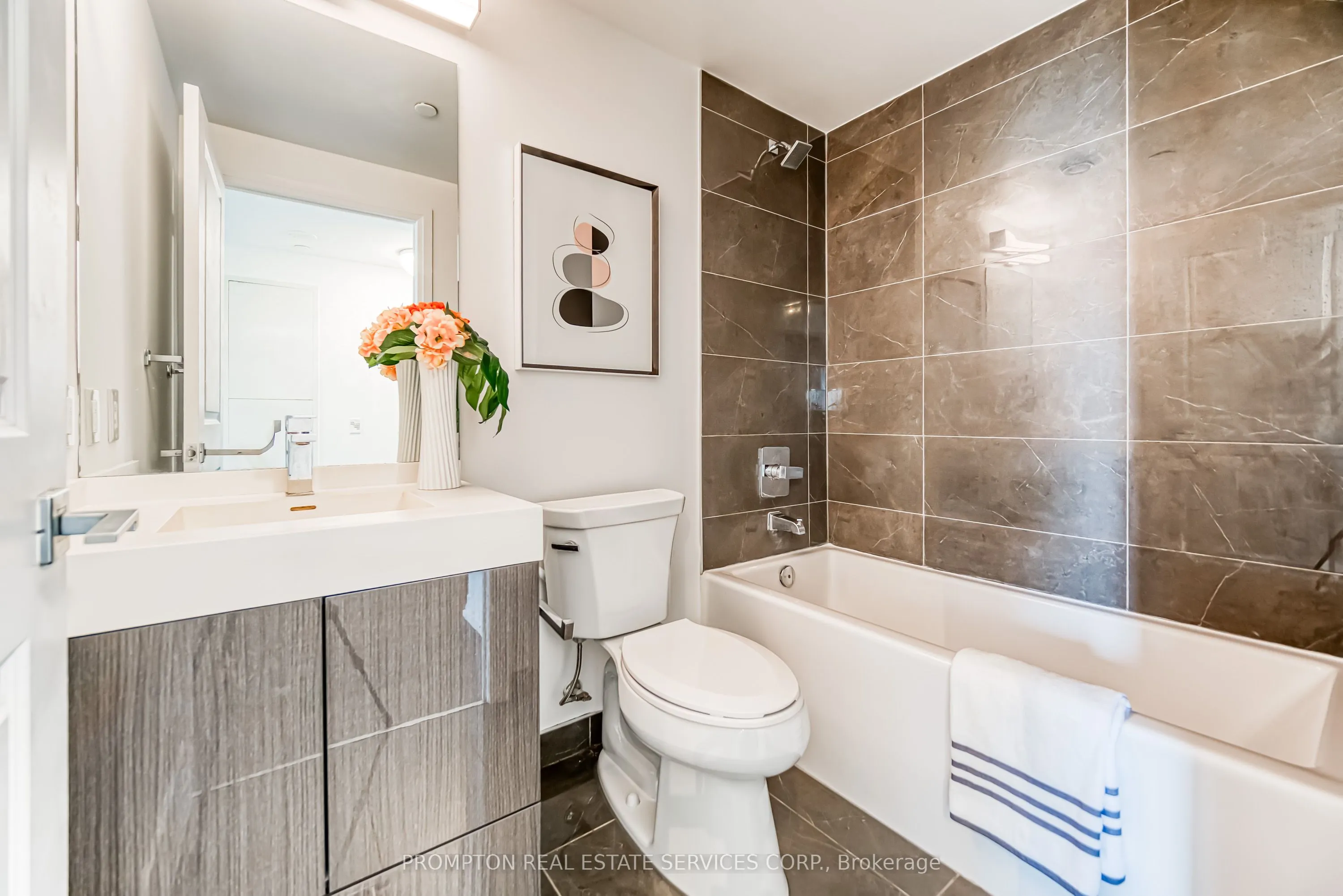 251 Jarvis Street, #3215