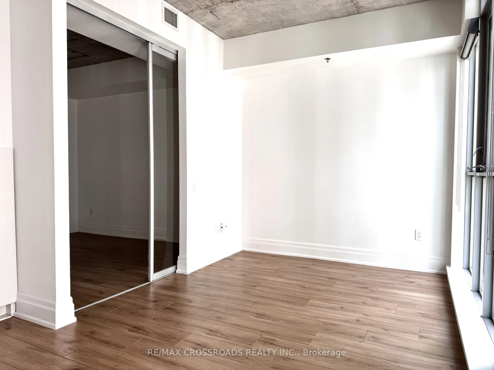 375 King Street W, #2308