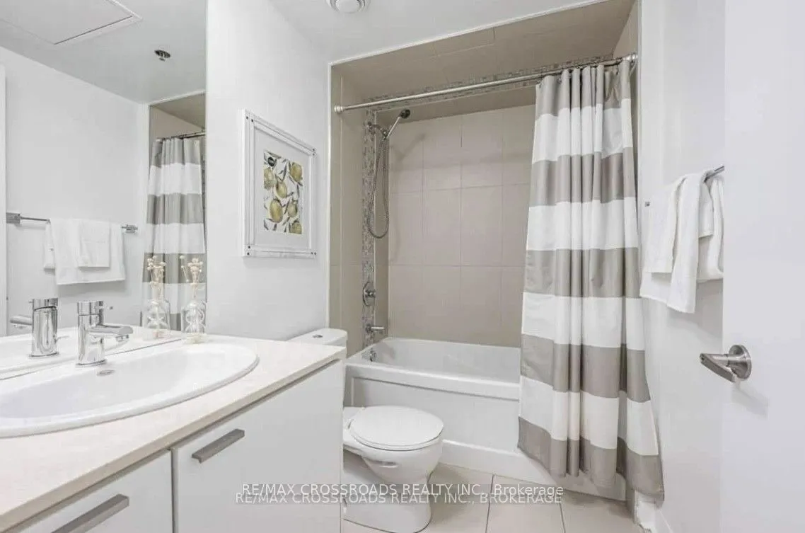 375 King Street W, #2308