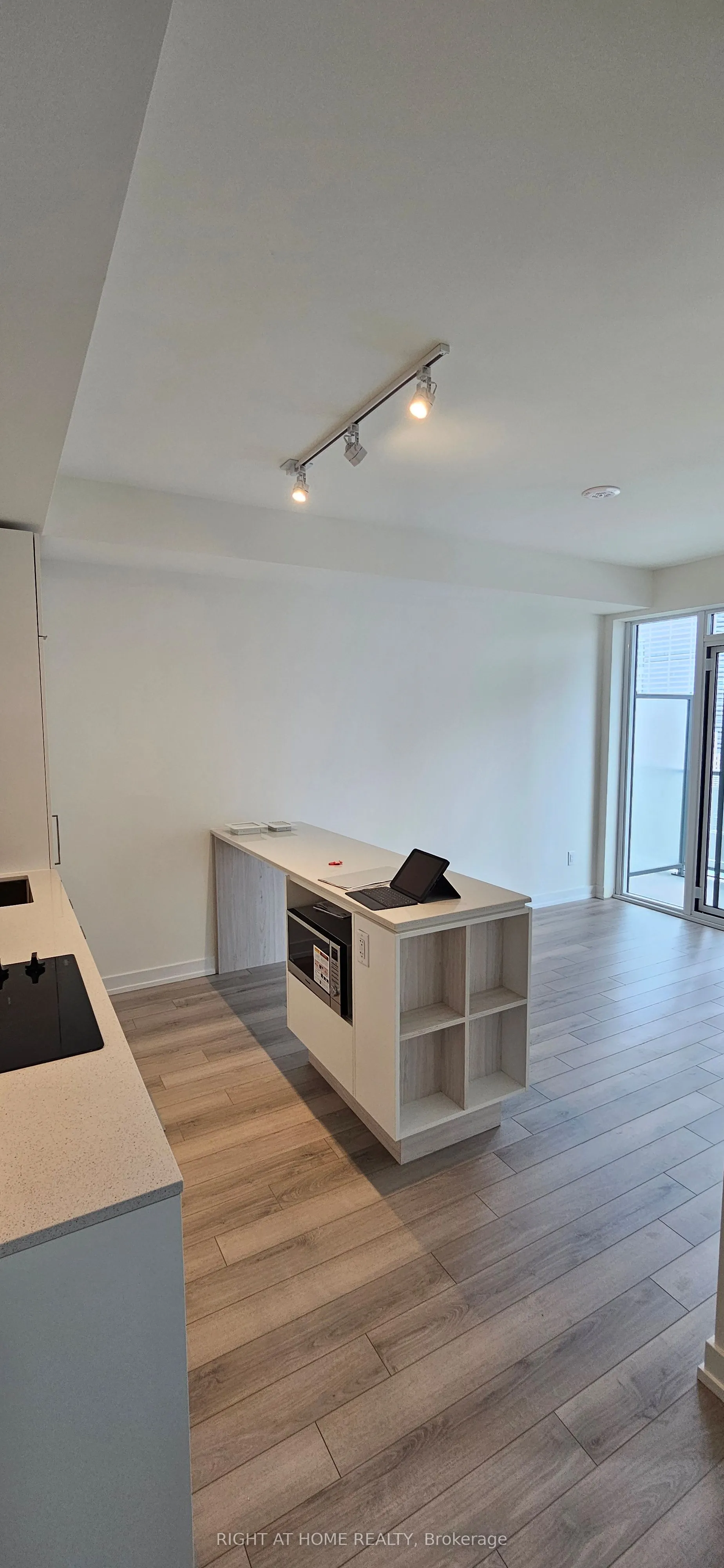 89 Church Street, #4801