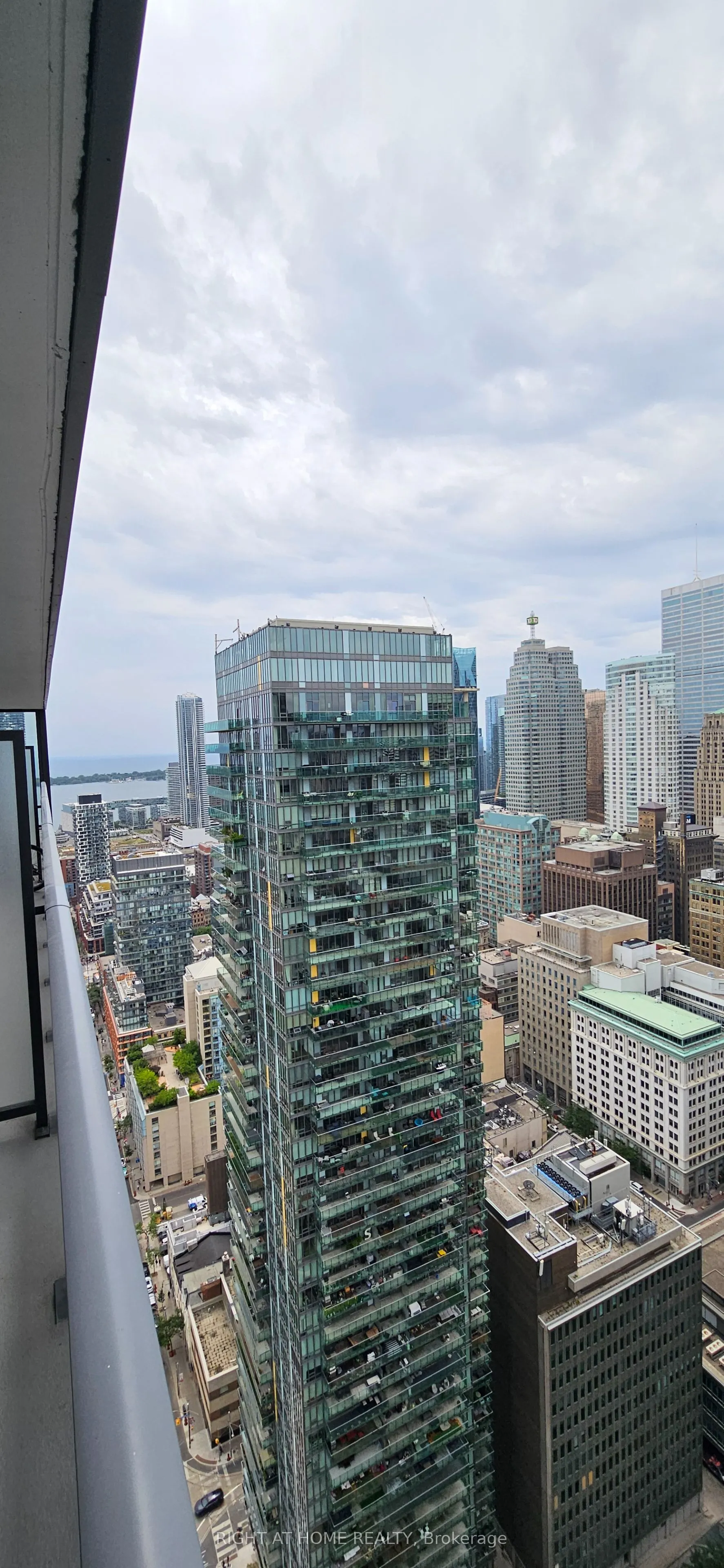 89 Church Street, #4801