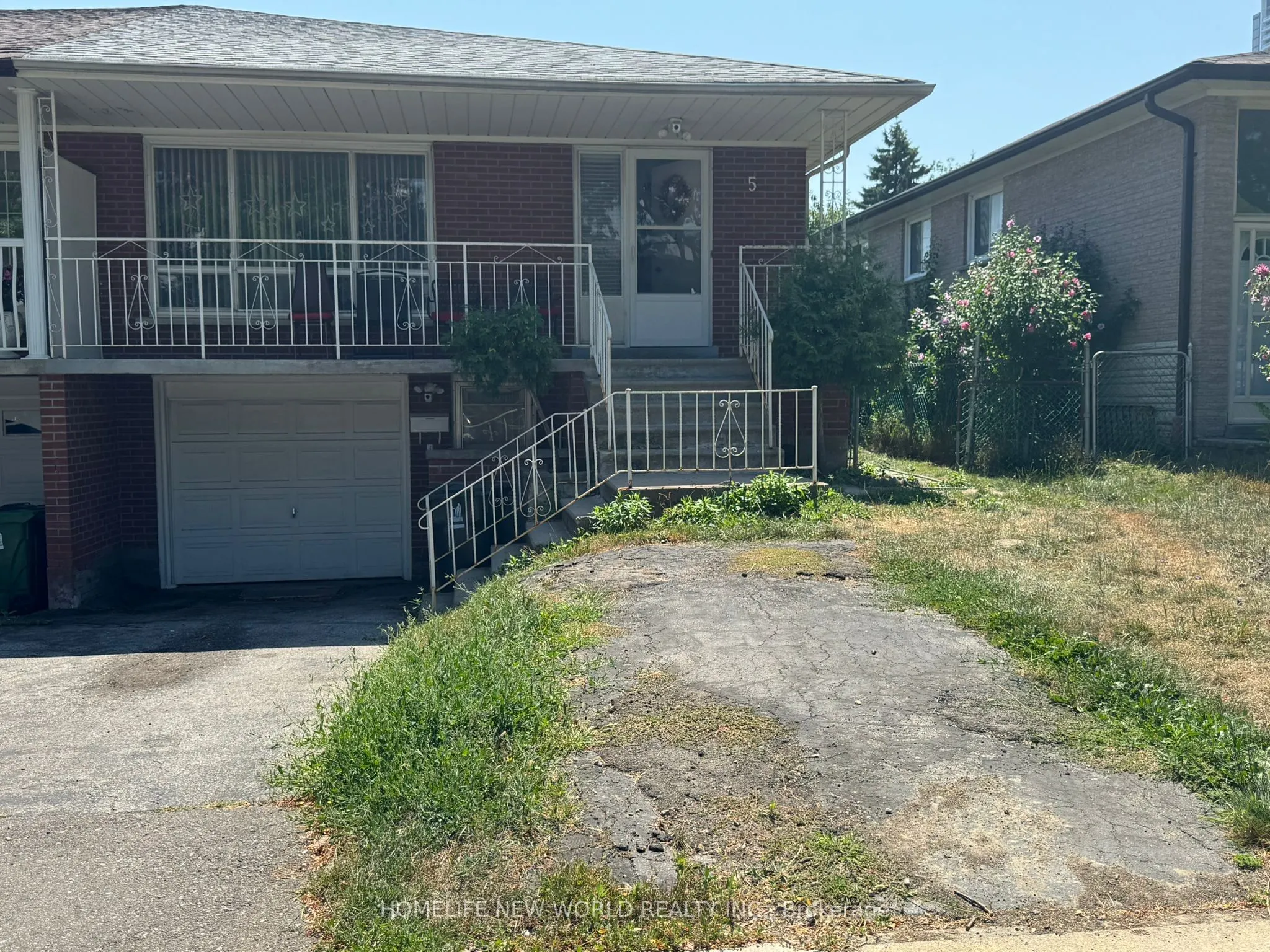 5 Pindar Crescent