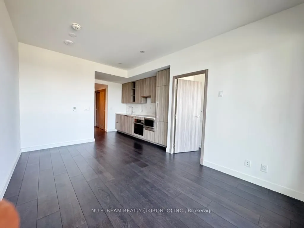 25 McMahon Drive, #1510