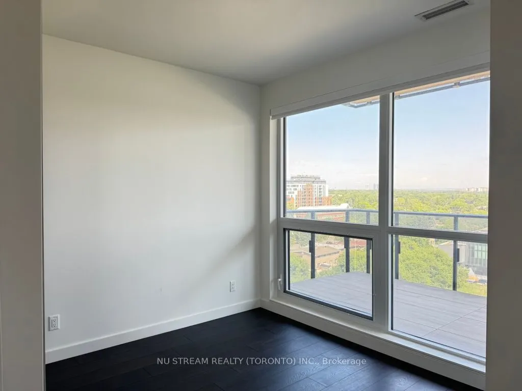 25 McMahon Drive, #1510
