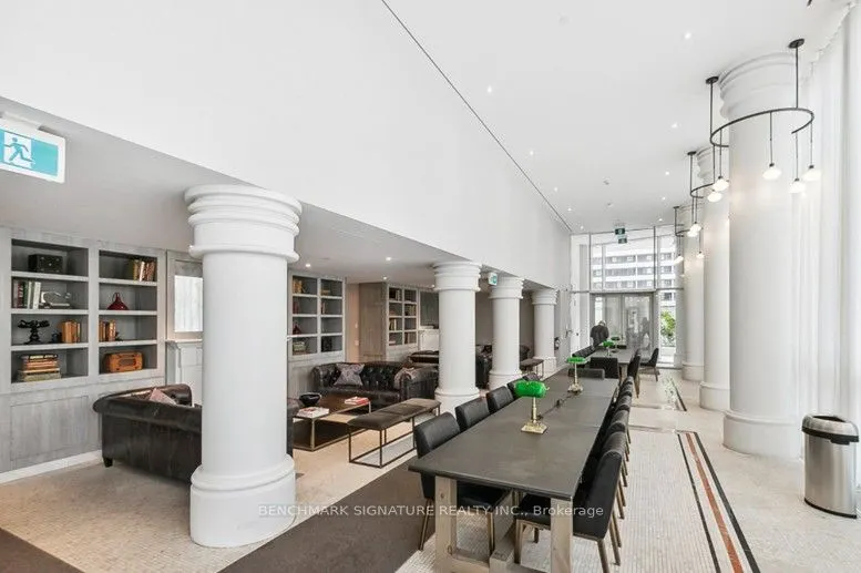 33 Helendale Avenue, #2902