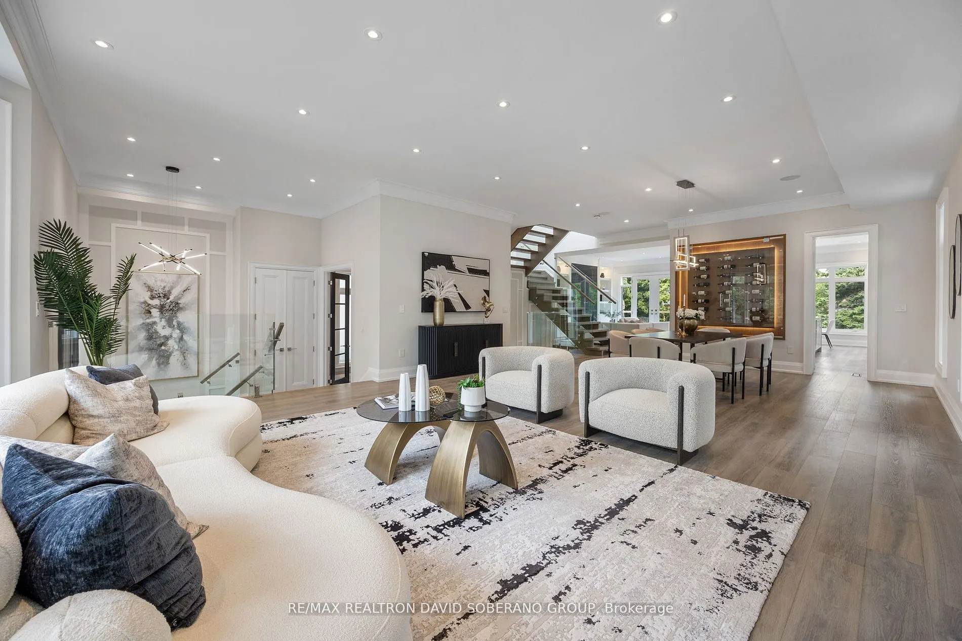106 Allingham Gardens