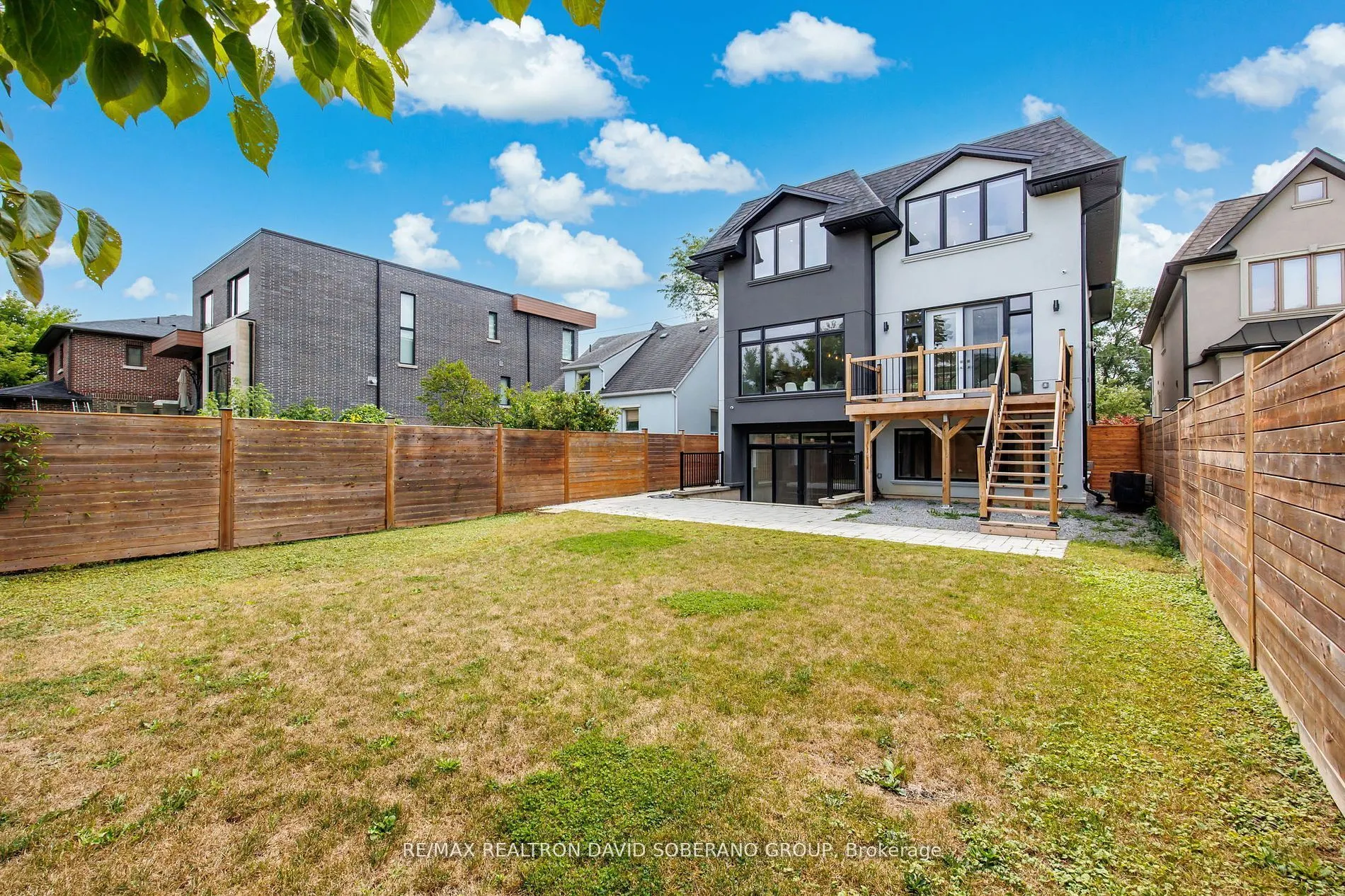 106 Allingham Gardens