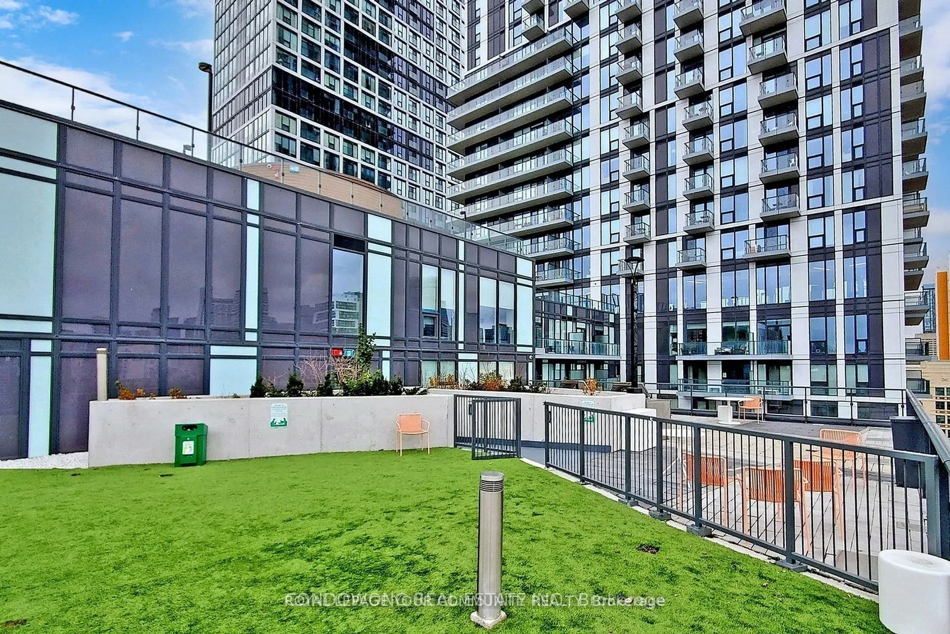 251 Jarvis Street, #1009