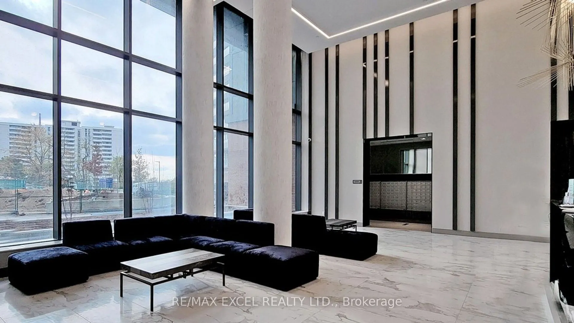 38 Forest Manor Road, #2006