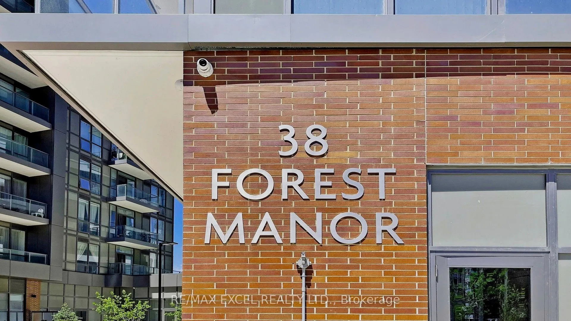 38 Forest Manor Road, #2006