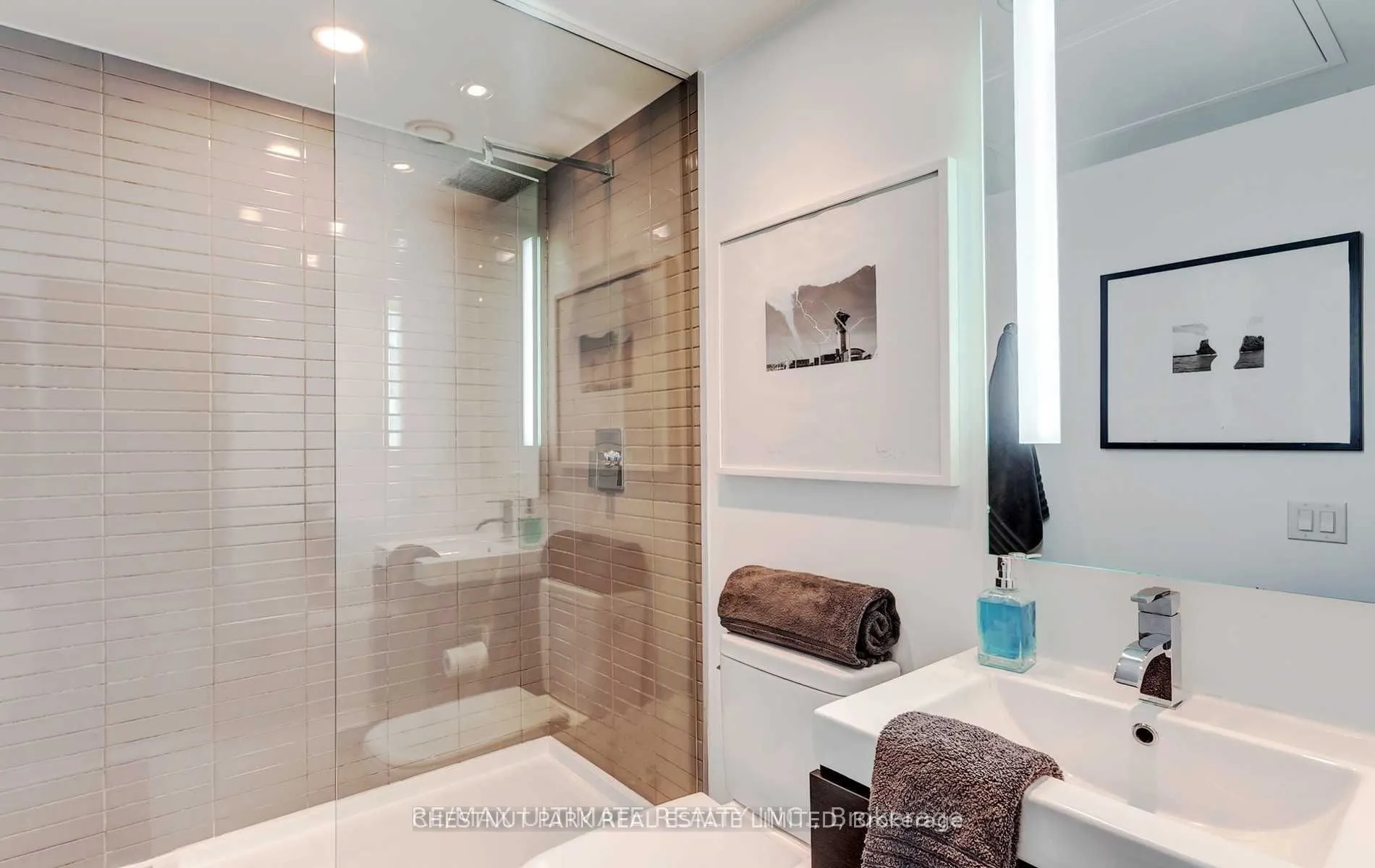 629 King Street W, #1125