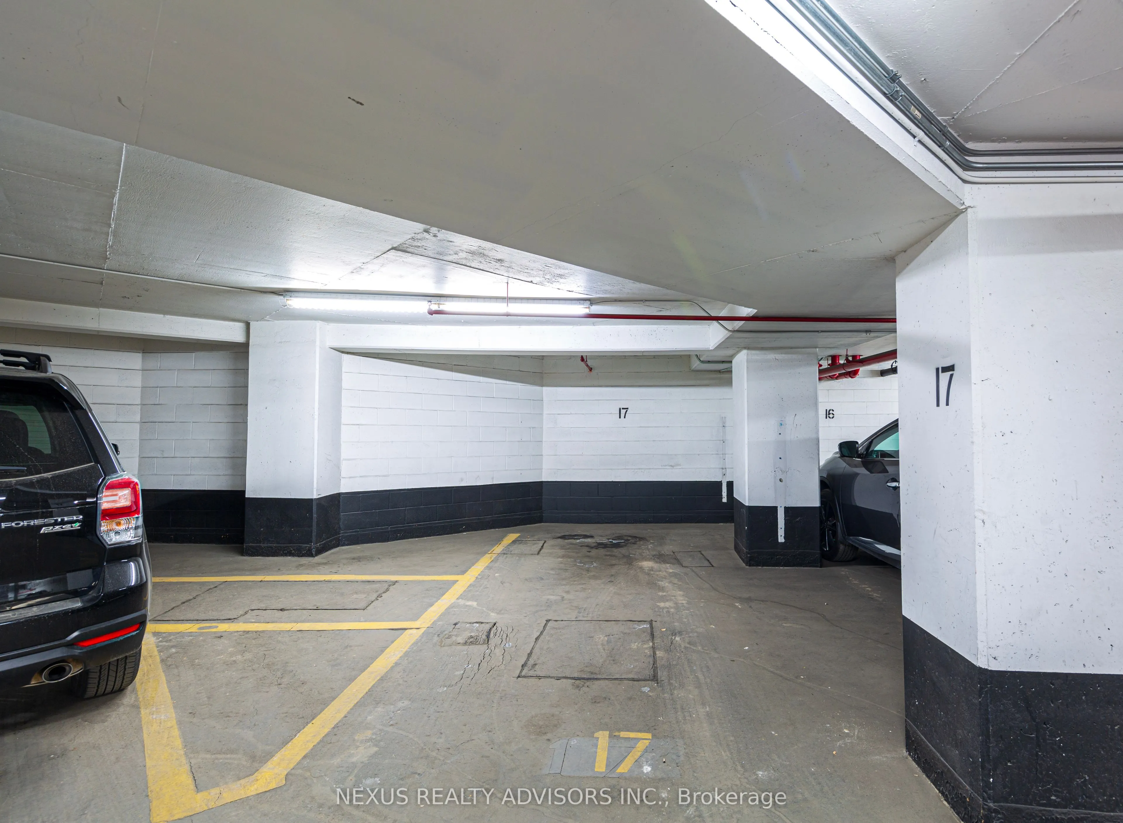 1001 Bay Street, #B 17