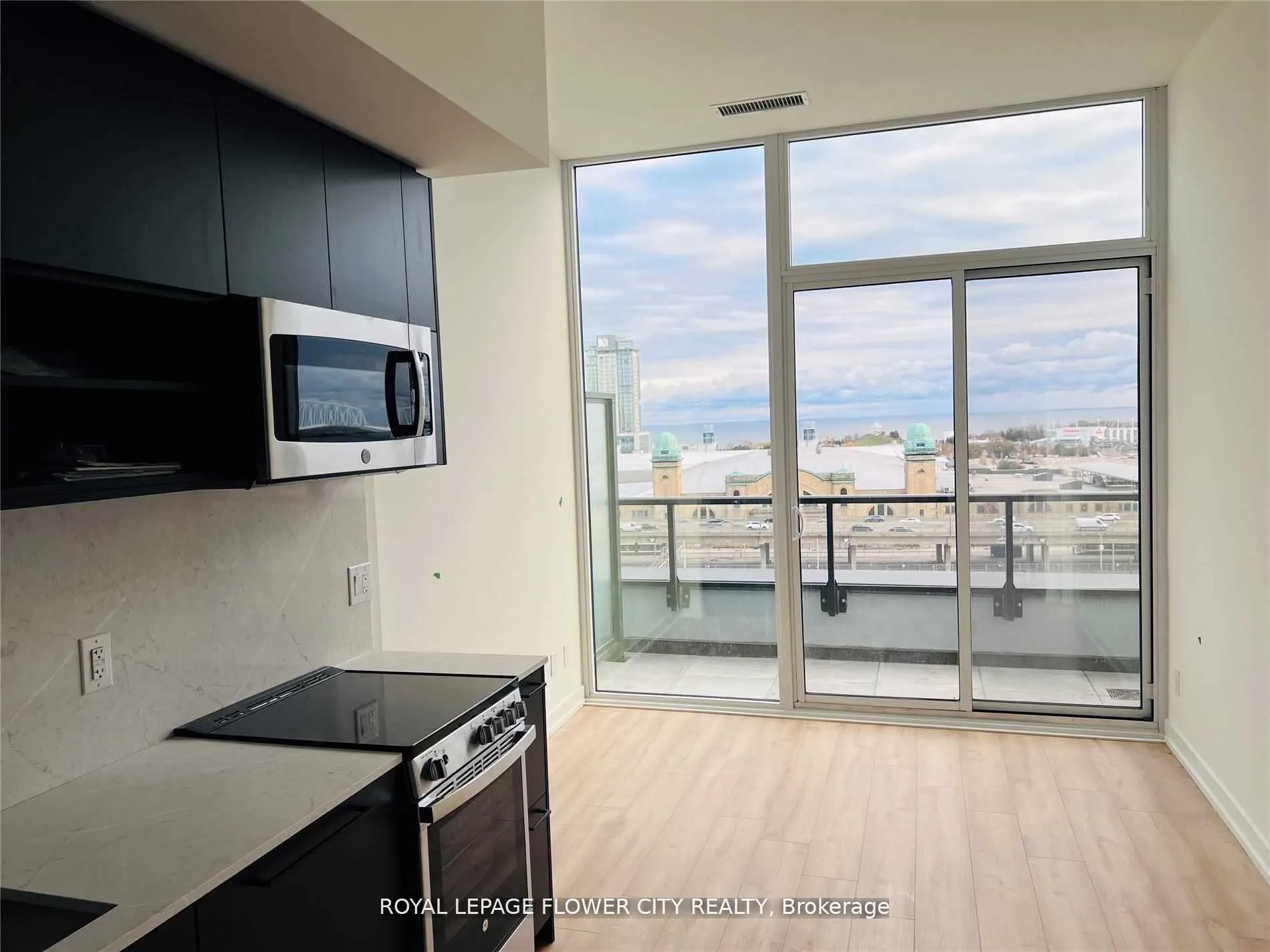 135 East Liberty Street, #813