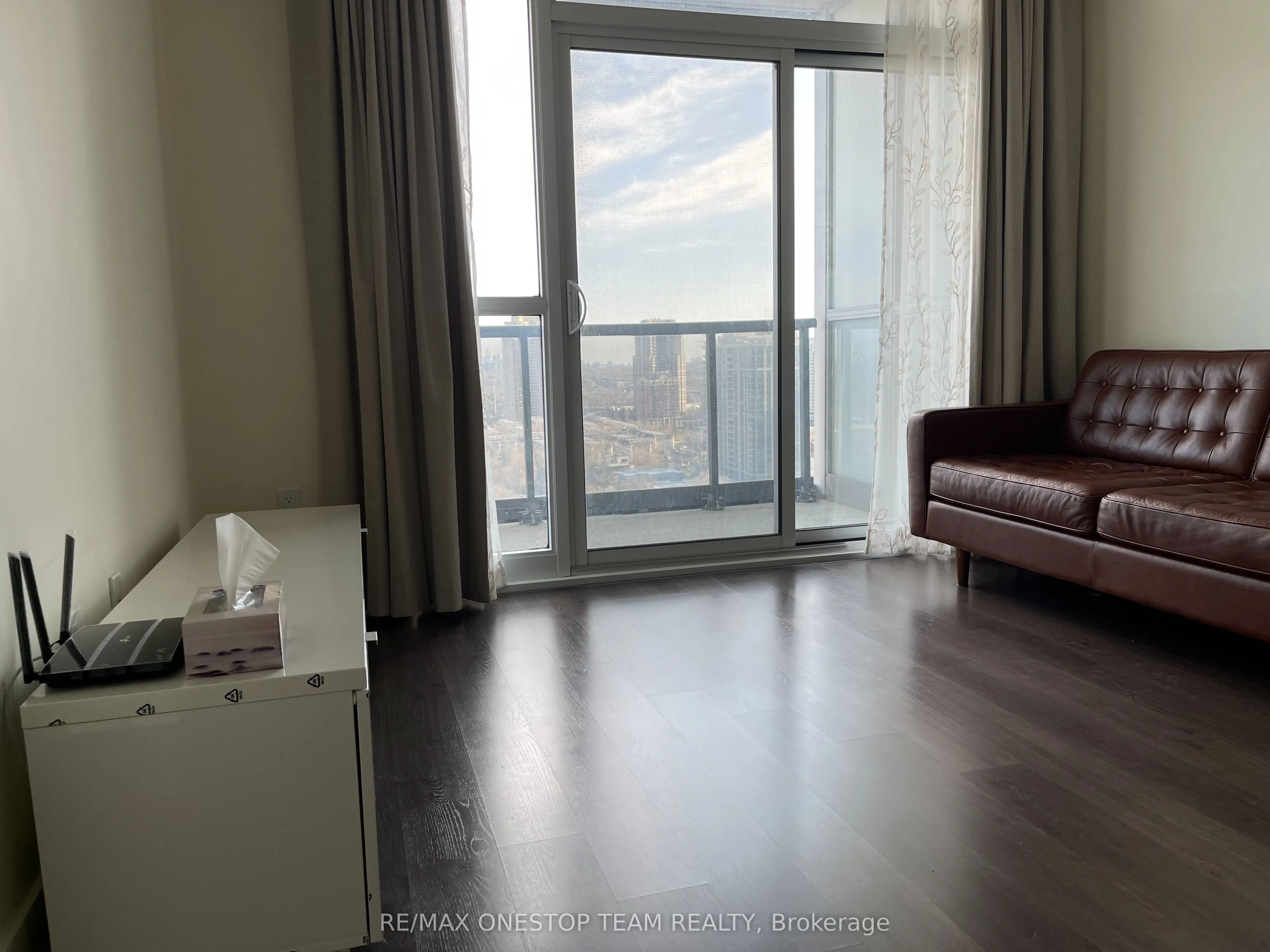 88 Sheppard Avenue E, #2303