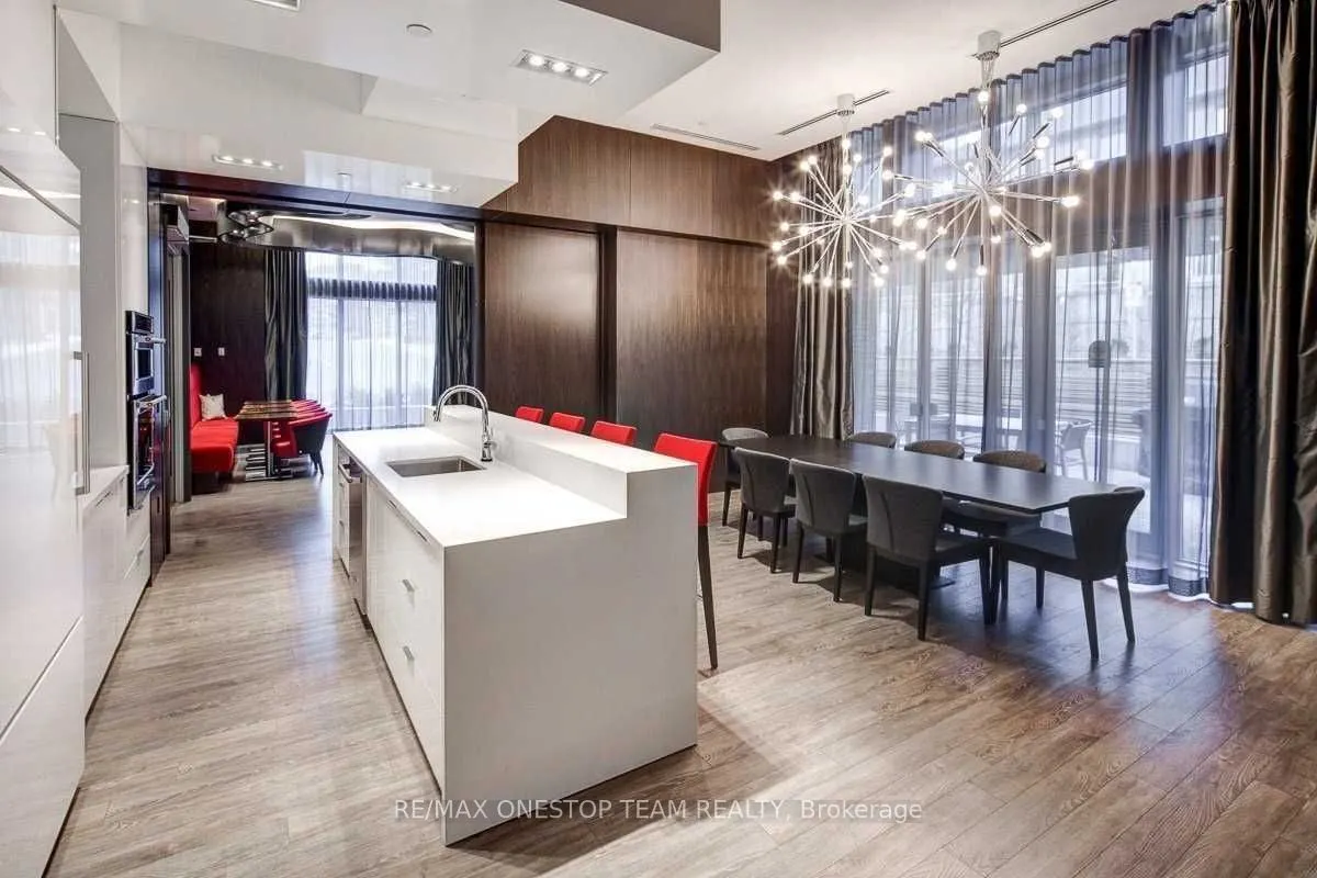 88 Sheppard Avenue E, #2303