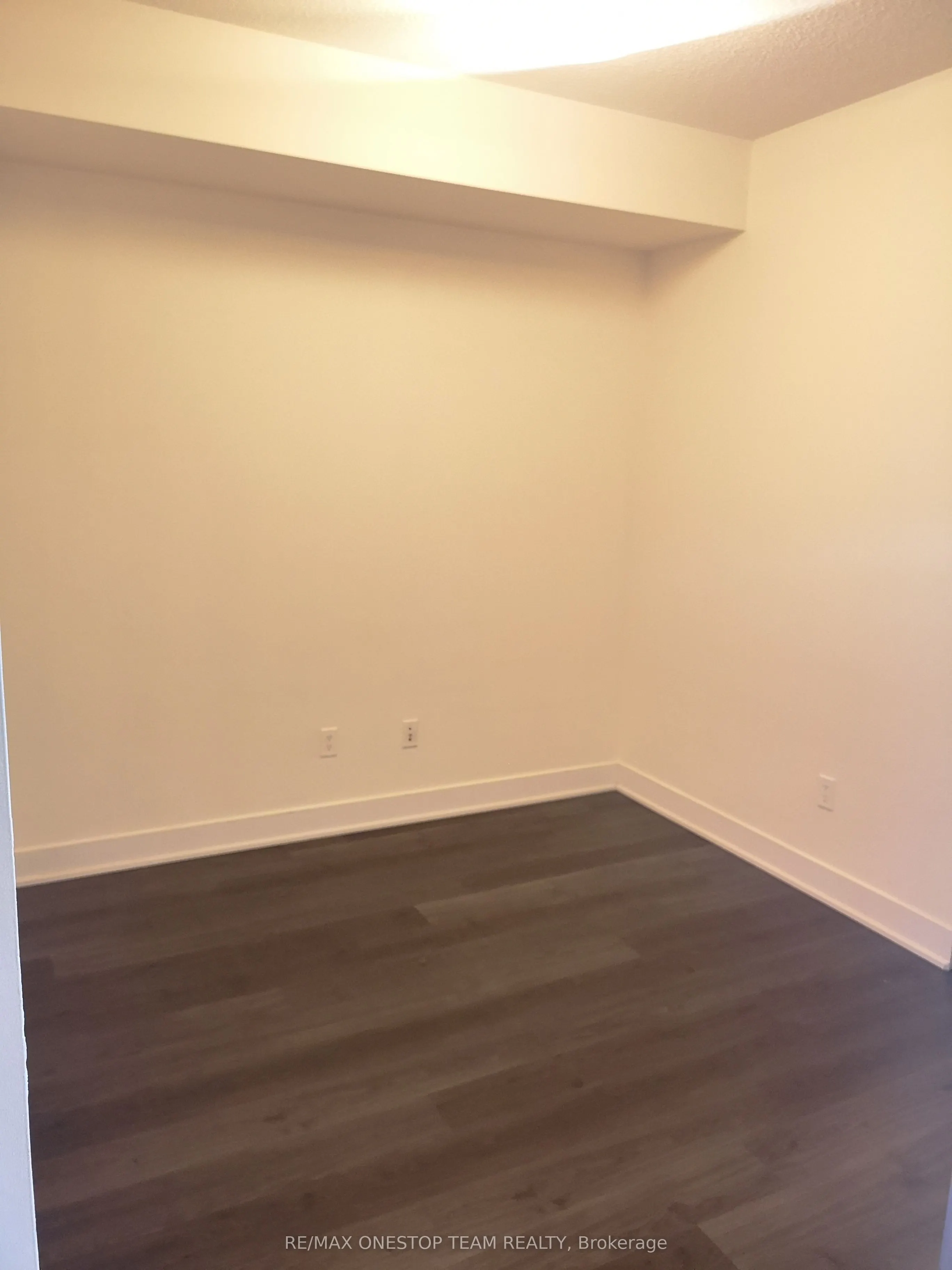 88 Sheppard Avenue E, #2303