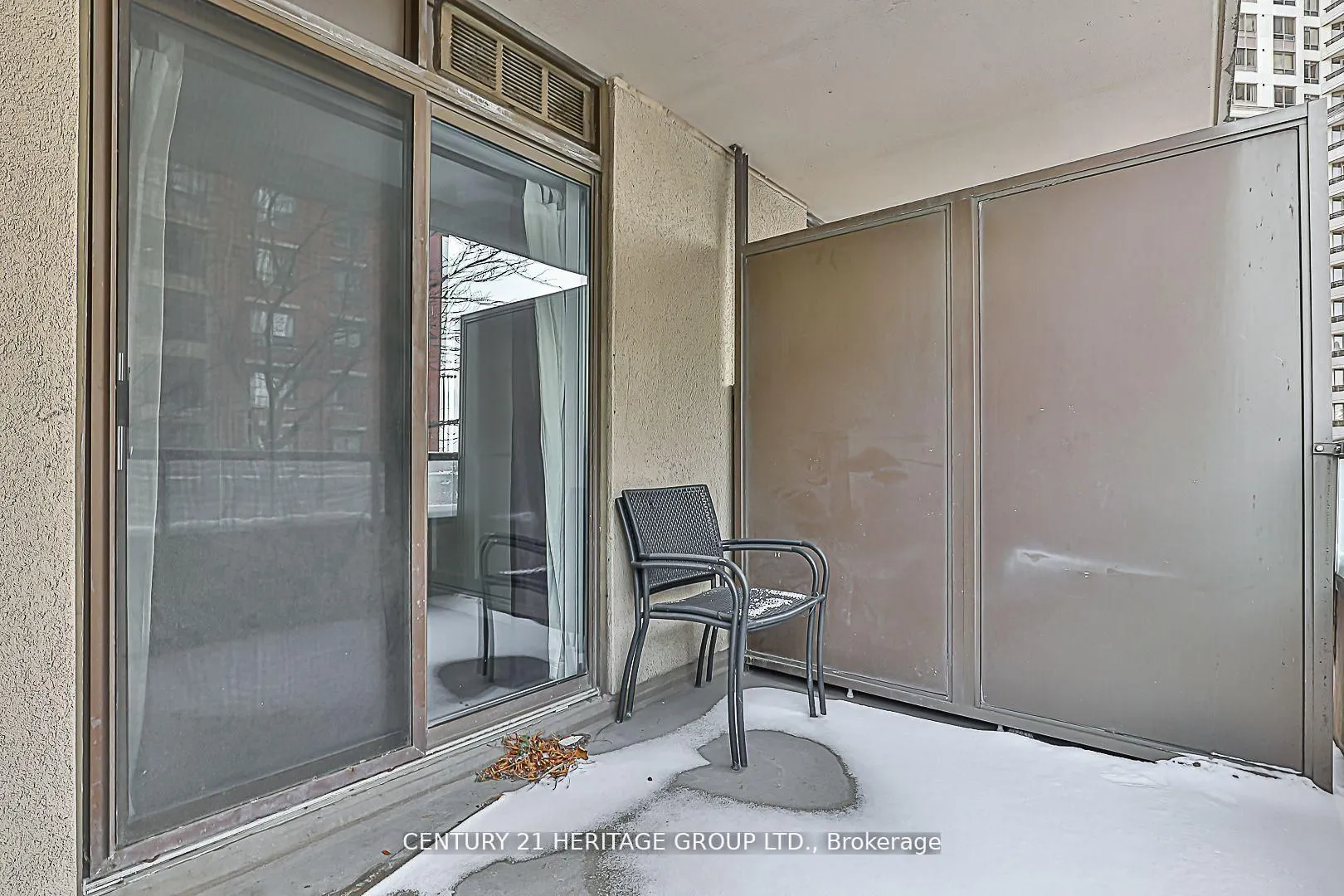 55 Harrison Garden Boulevard S, #407