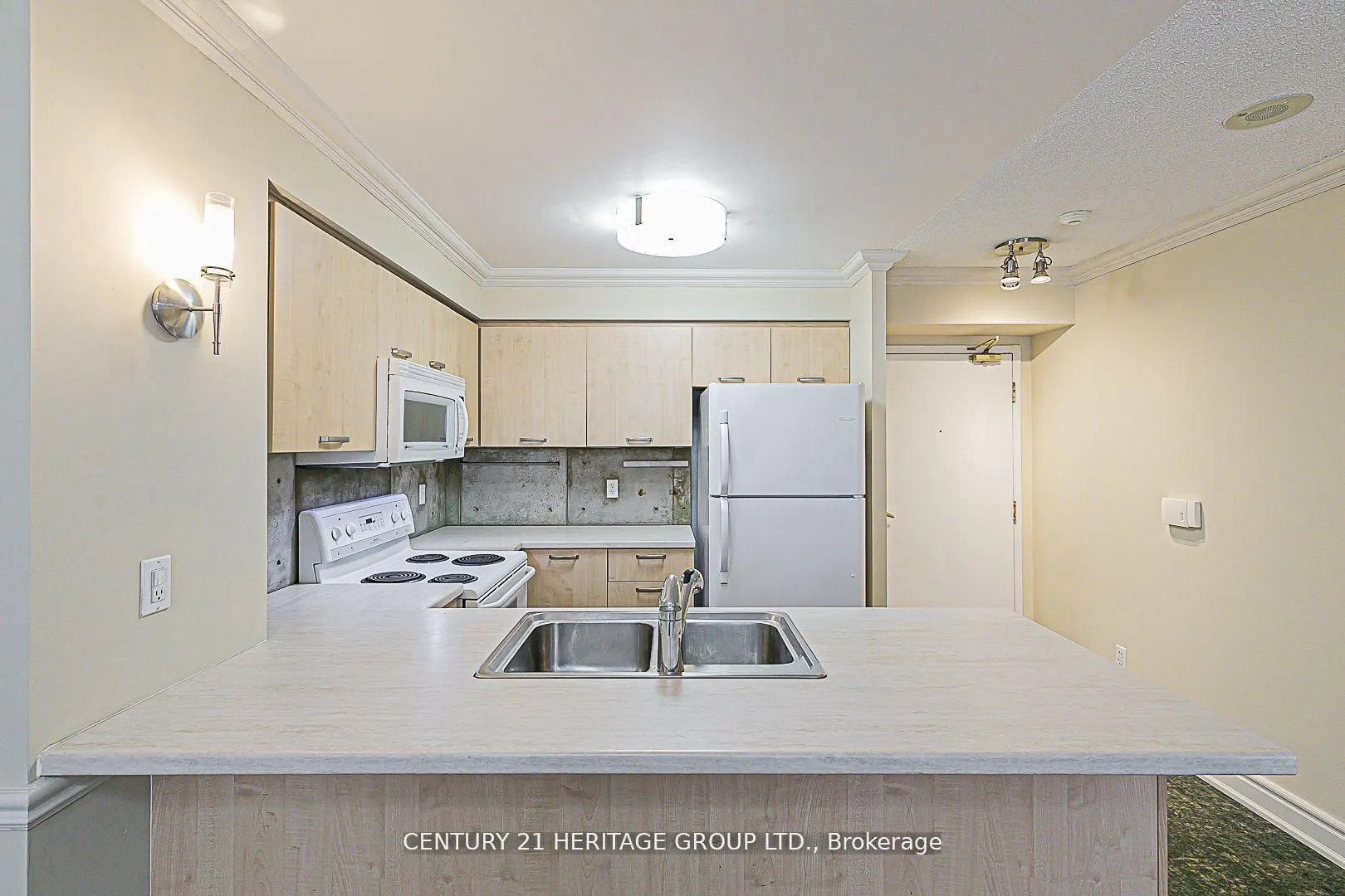 55 Harrison Garden Boulevard S, #407
