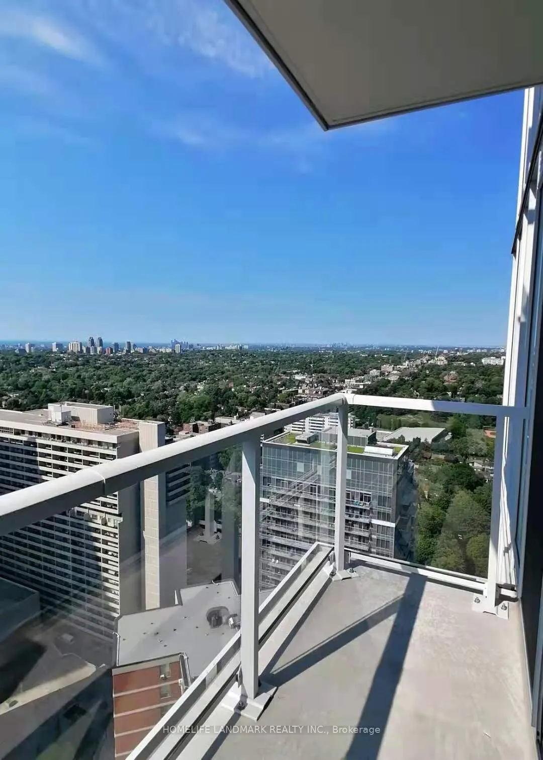 33 Helendale Avenue, #2709