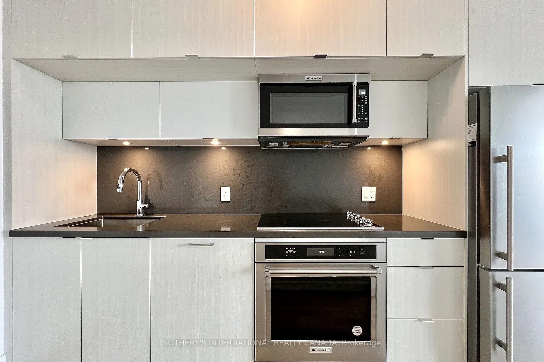 585 Bloor Street E, #4215