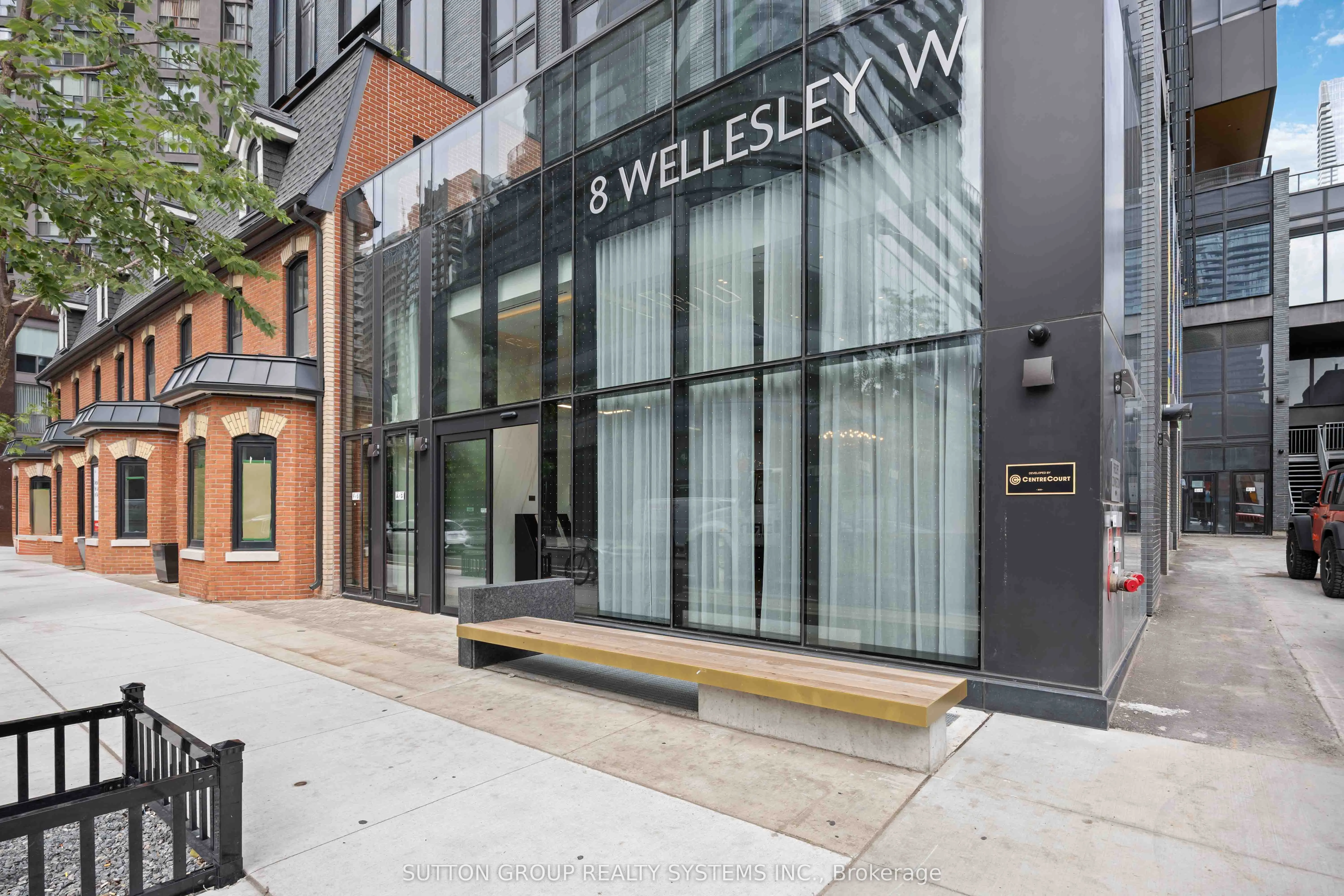 8 Wellesley Street W, #LPH05