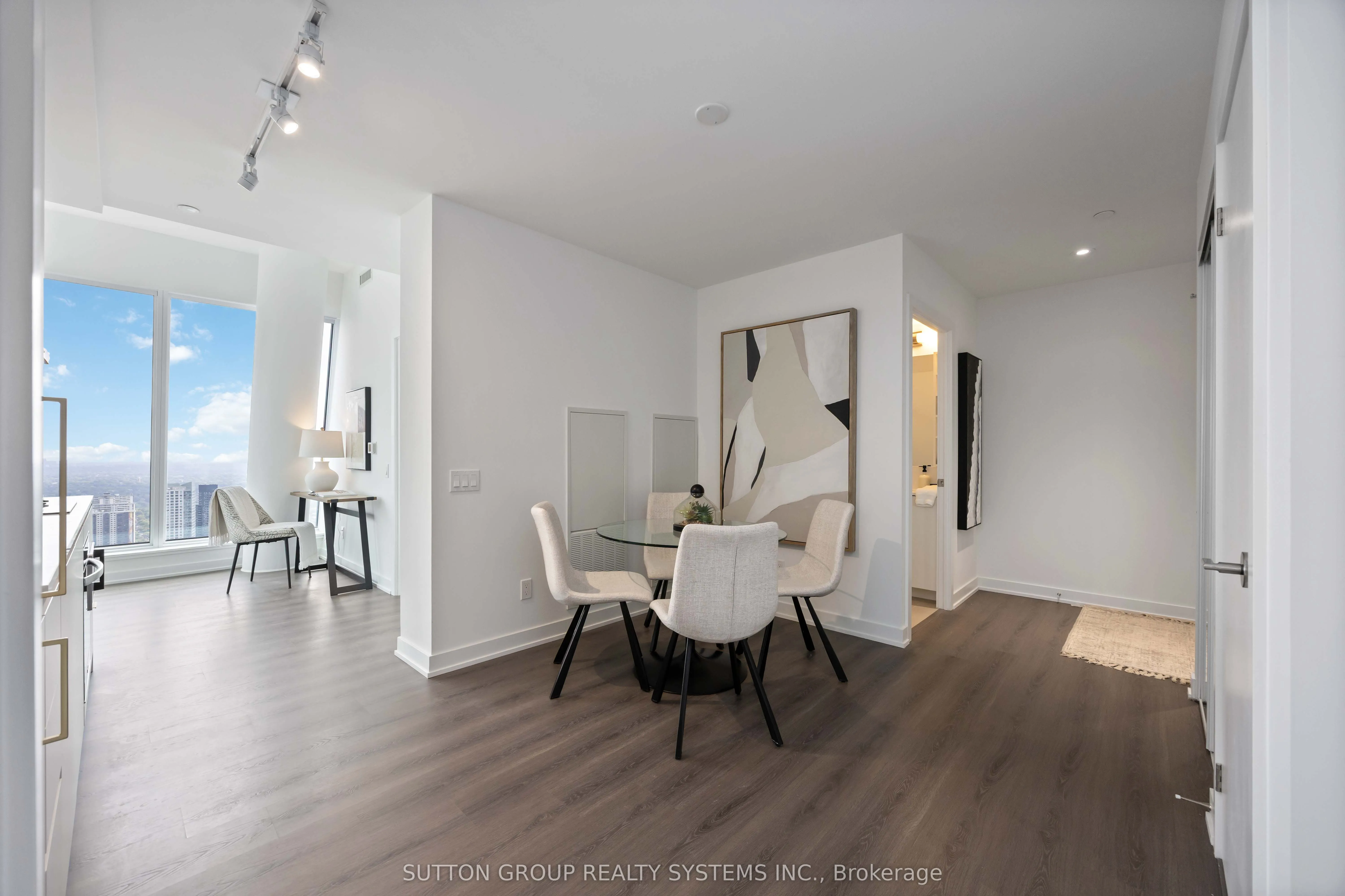 8 Wellesley Street W, #LPH05