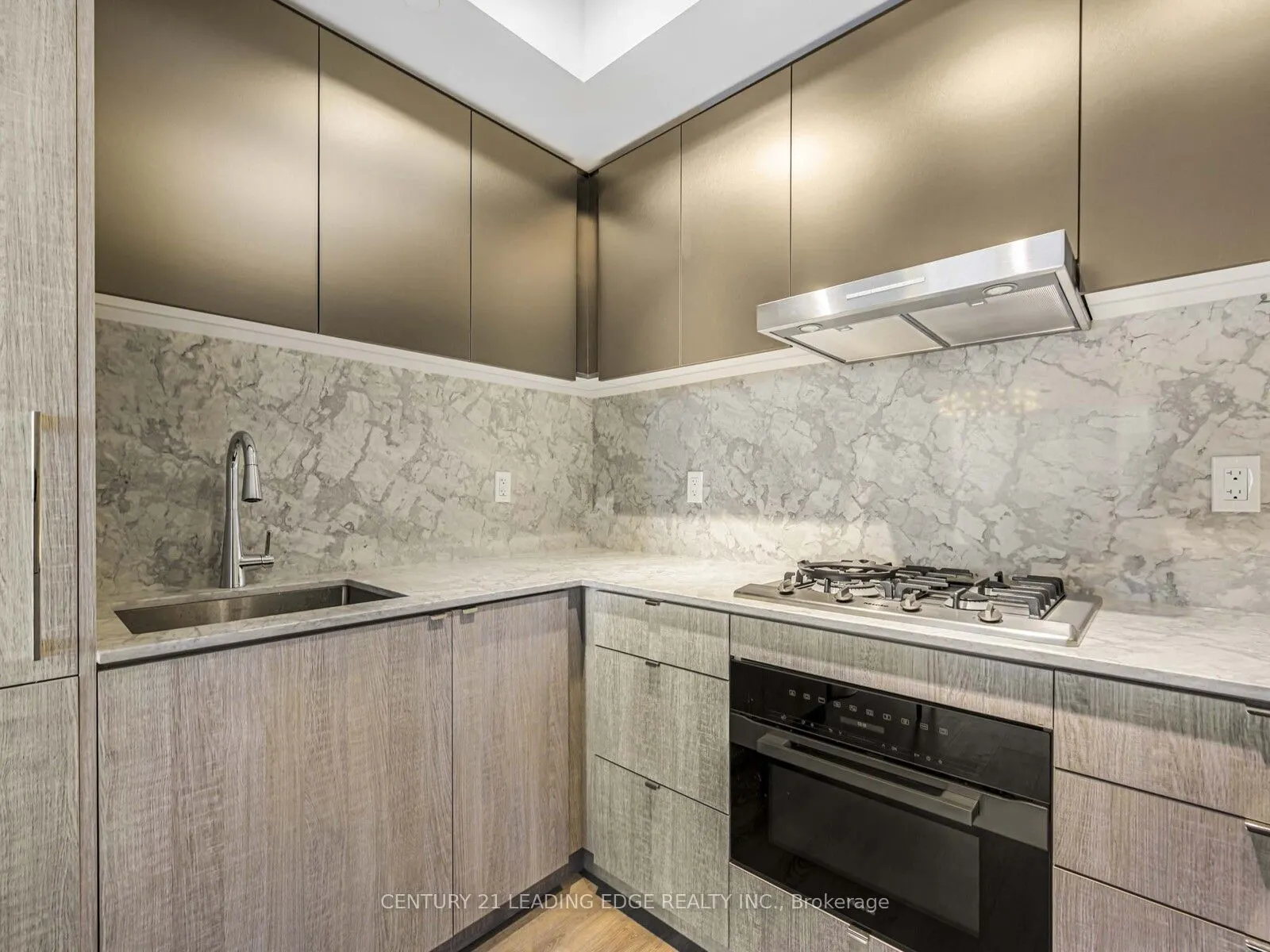 771 Yonge Street, #2606