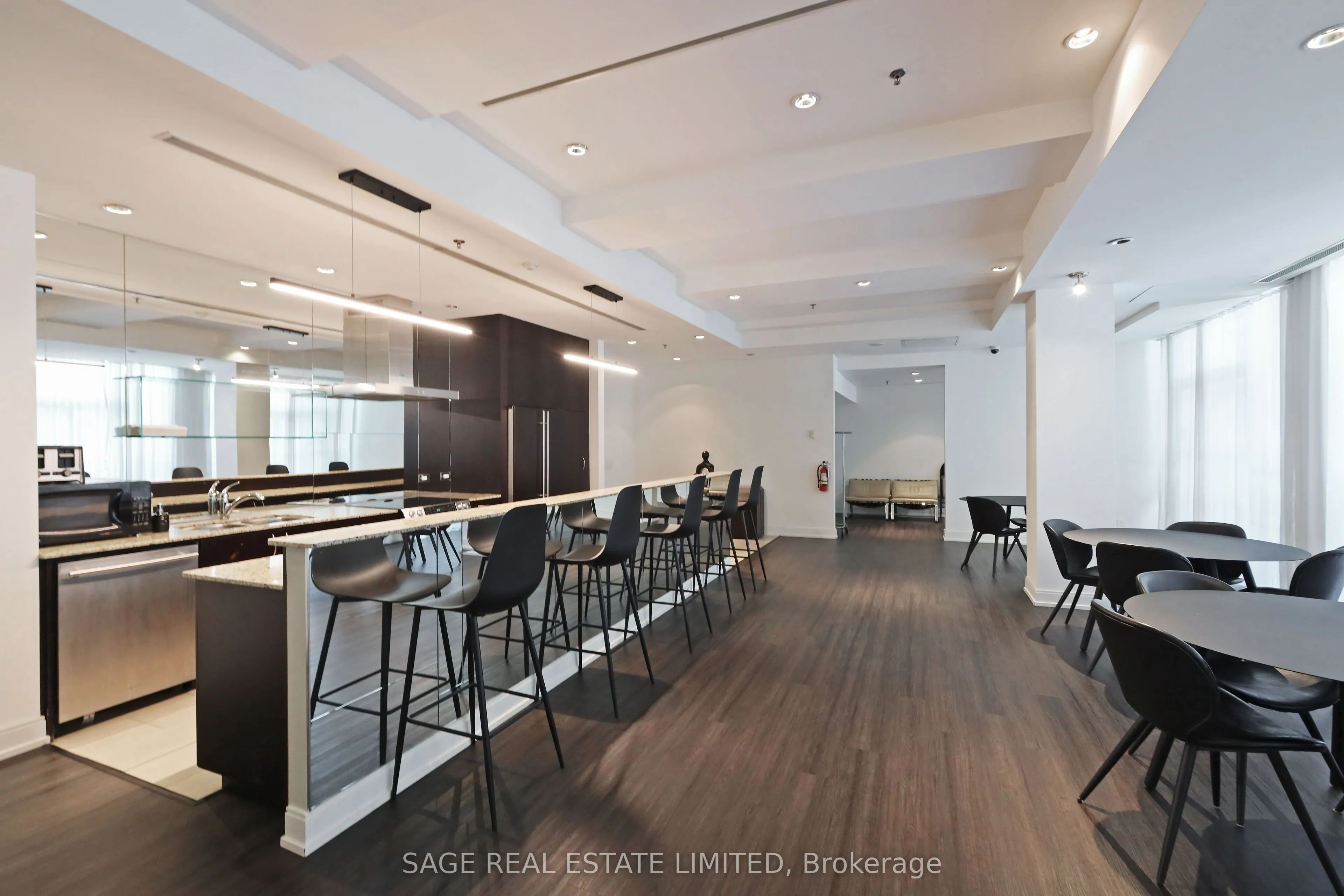 88 Broadway Avenue, #1301