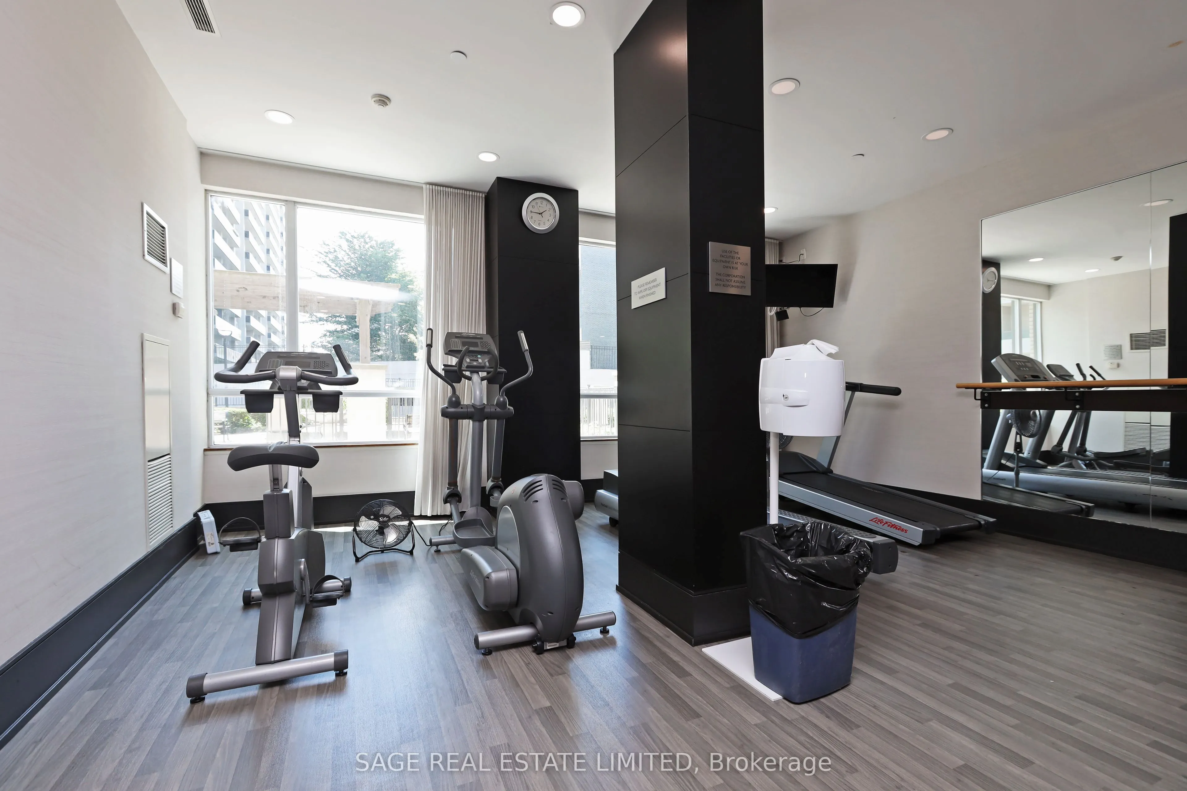 88 Broadway Avenue, #1301