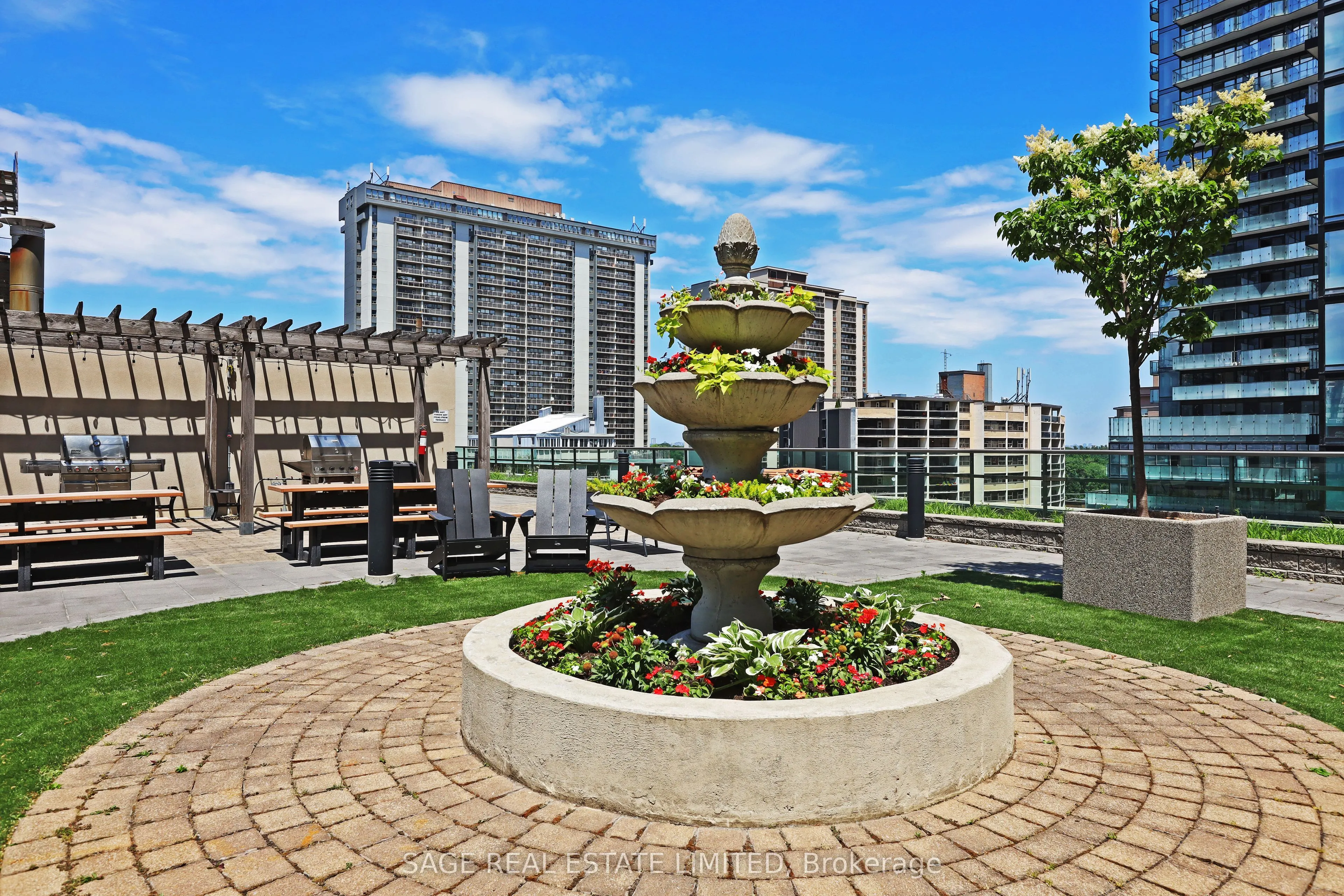 88 Broadway Avenue, #1301