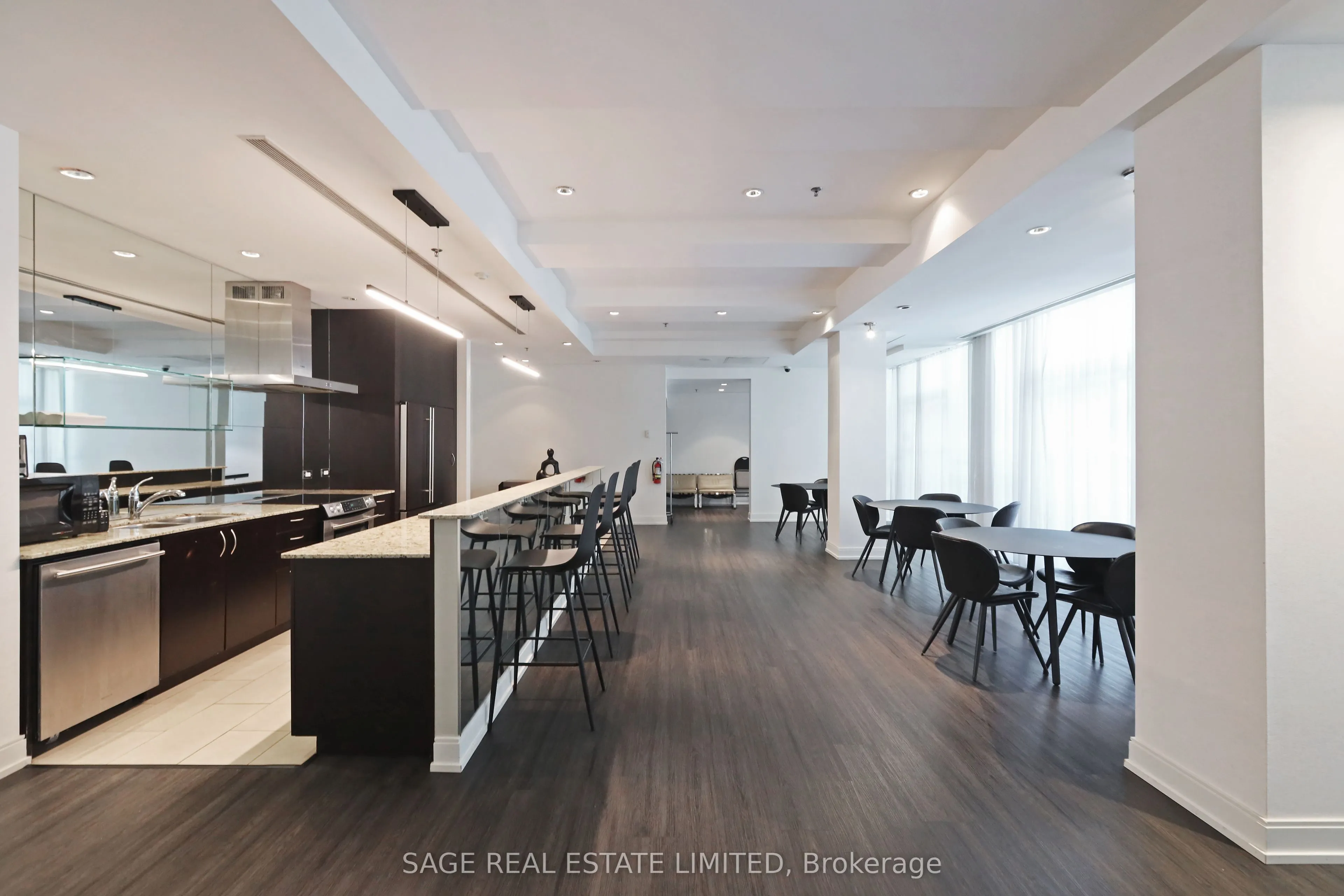 88 Broadway Avenue, #1301