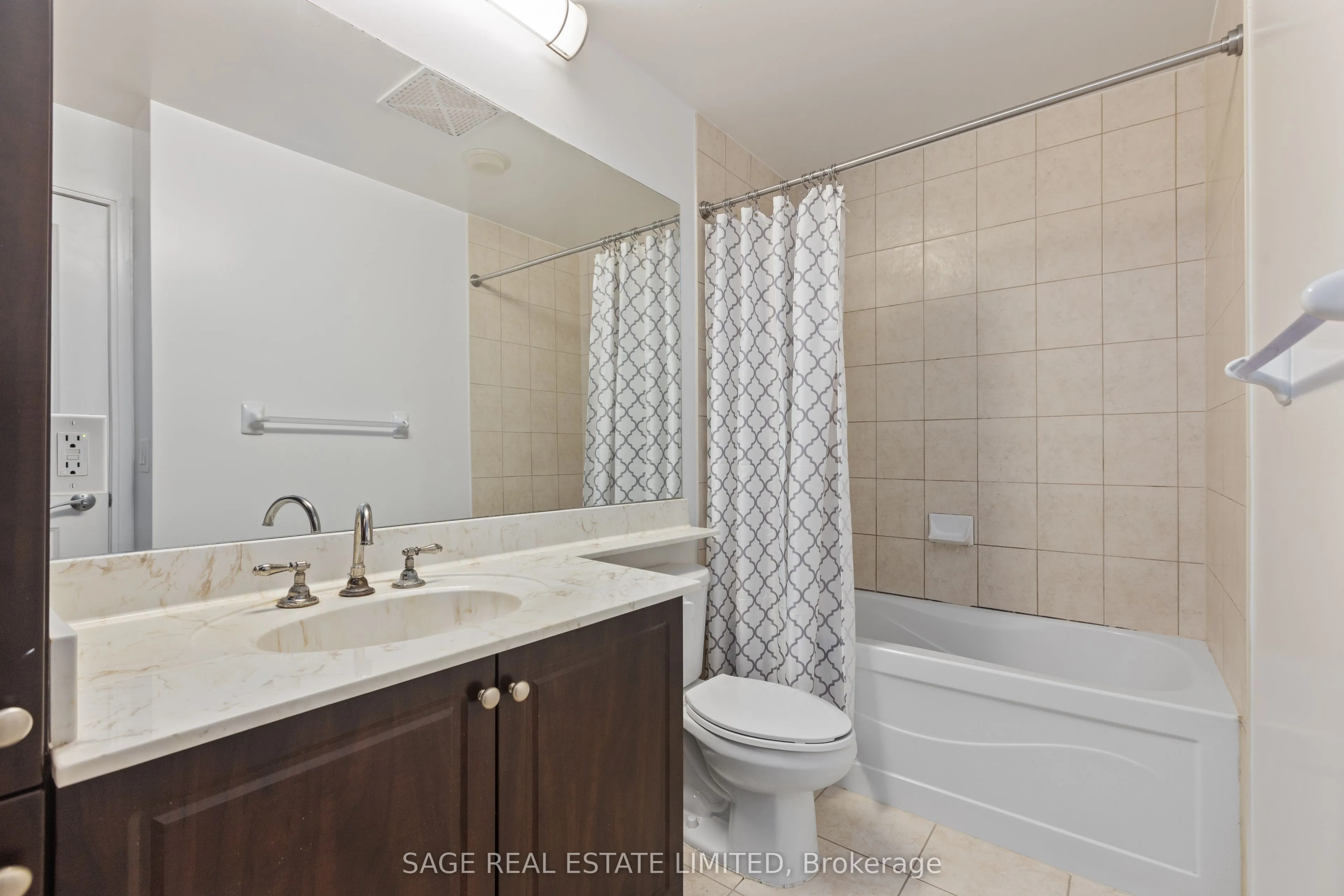 88 Broadway Avenue, #1301