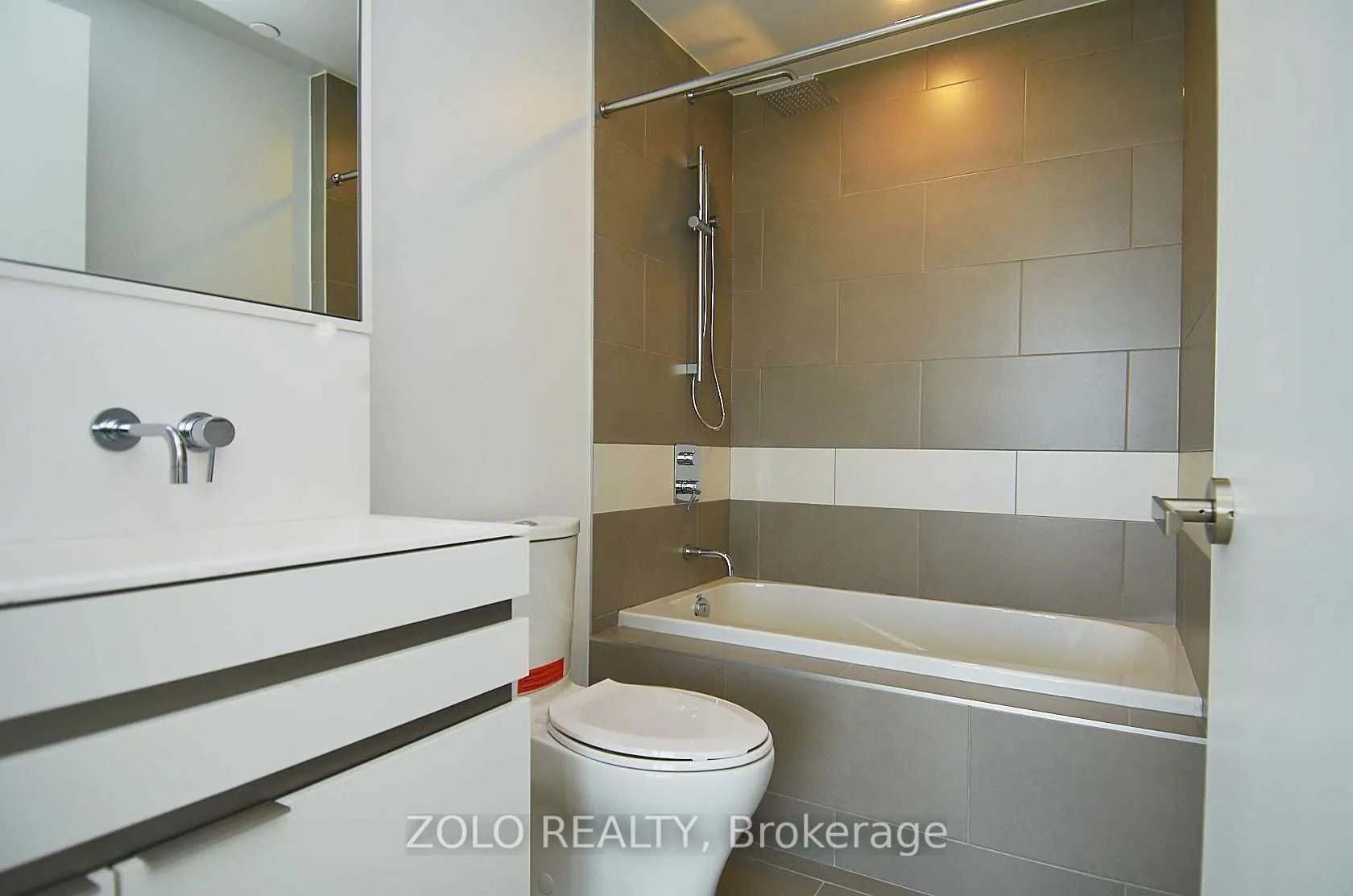 197 Yonge Street, #5202