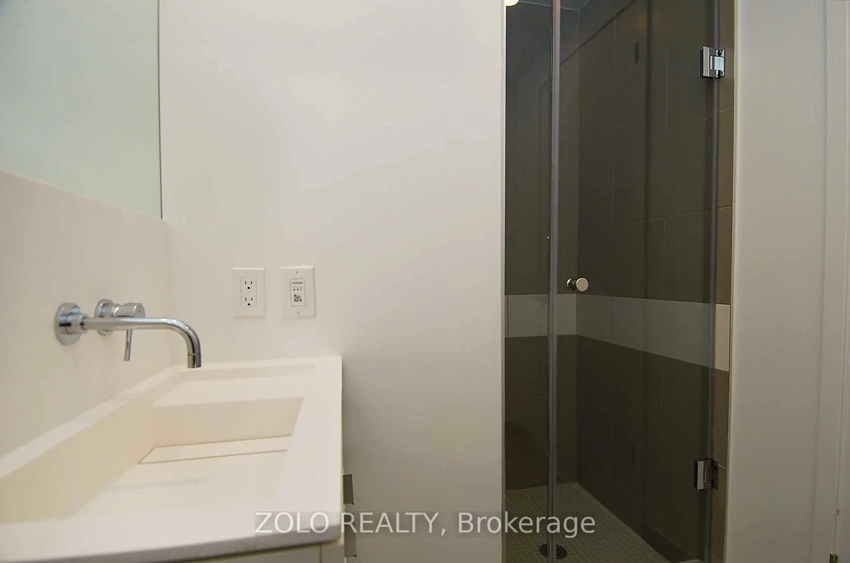 197 Yonge Street, #5202